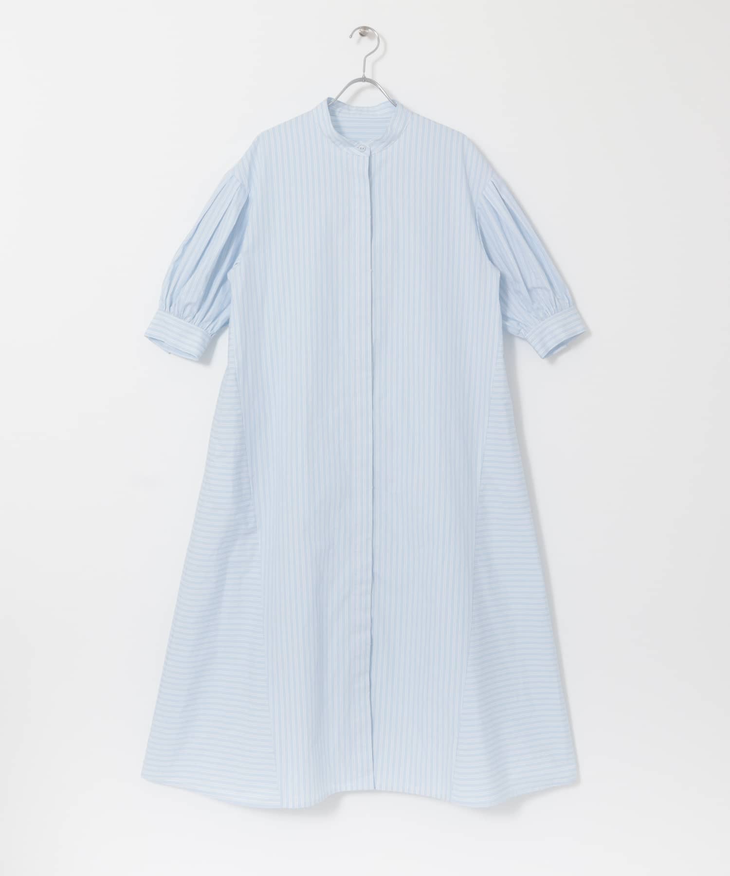 ストライプパフスリーブワンピース L.BLUE one
