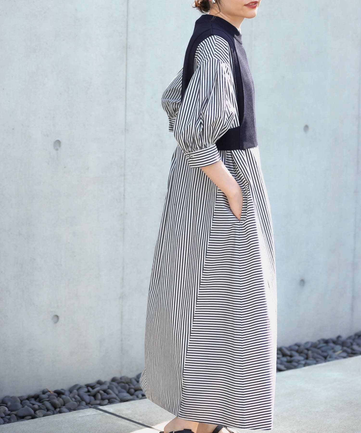 ストライプパフスリーブワンピース BLACK one