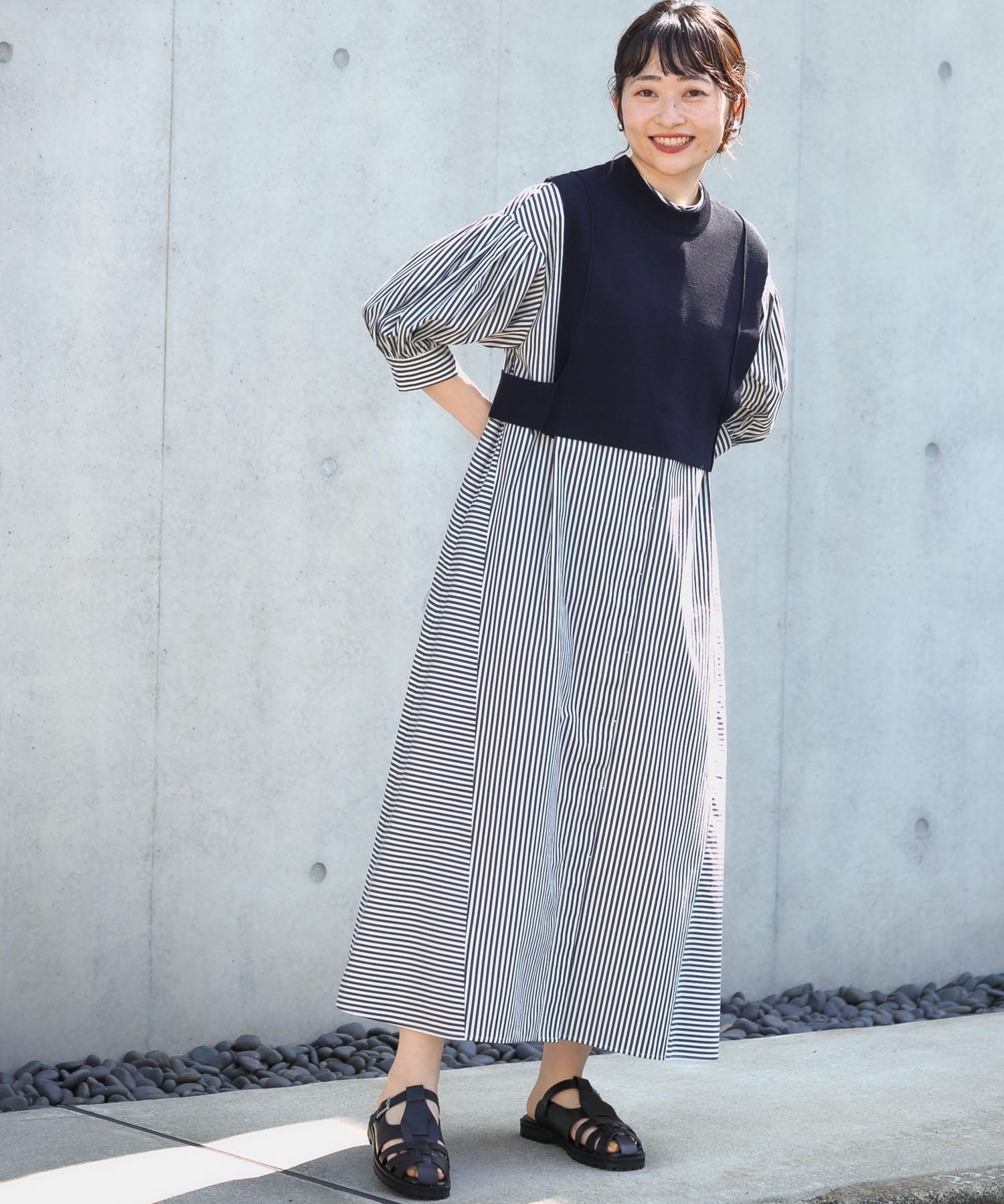 ストライプパフスリーブワンピース BLACK one