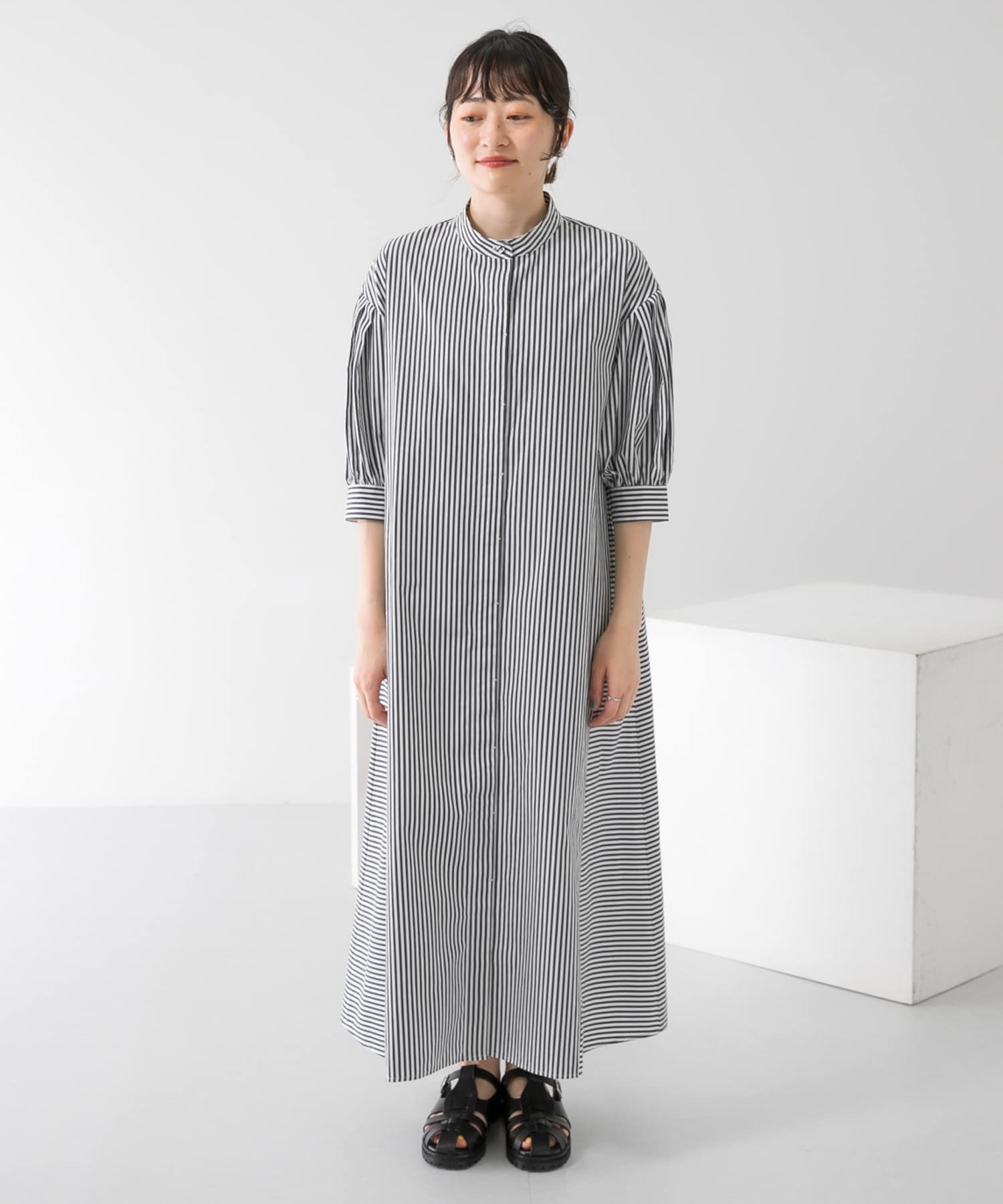 ストライプパフスリーブワンピース BLACK one