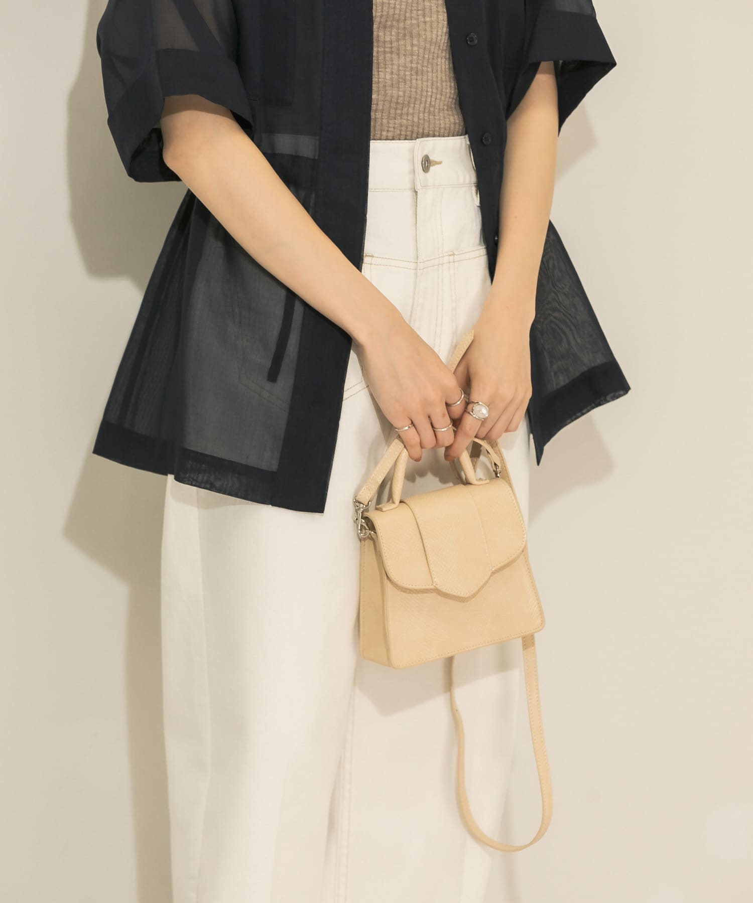 ワンハンドル2WAYミニBAG L.BEIGE one