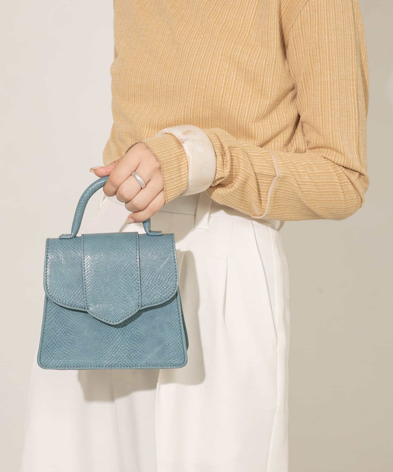 ワンハンドル2WAYミニBAG BLUE one