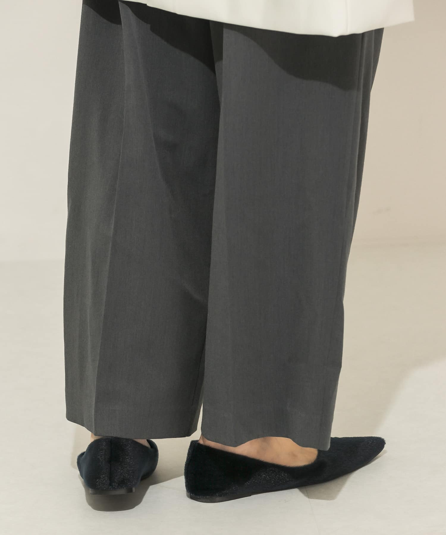 ポインテッドトゥフェイクファーパンプス NAVY 36