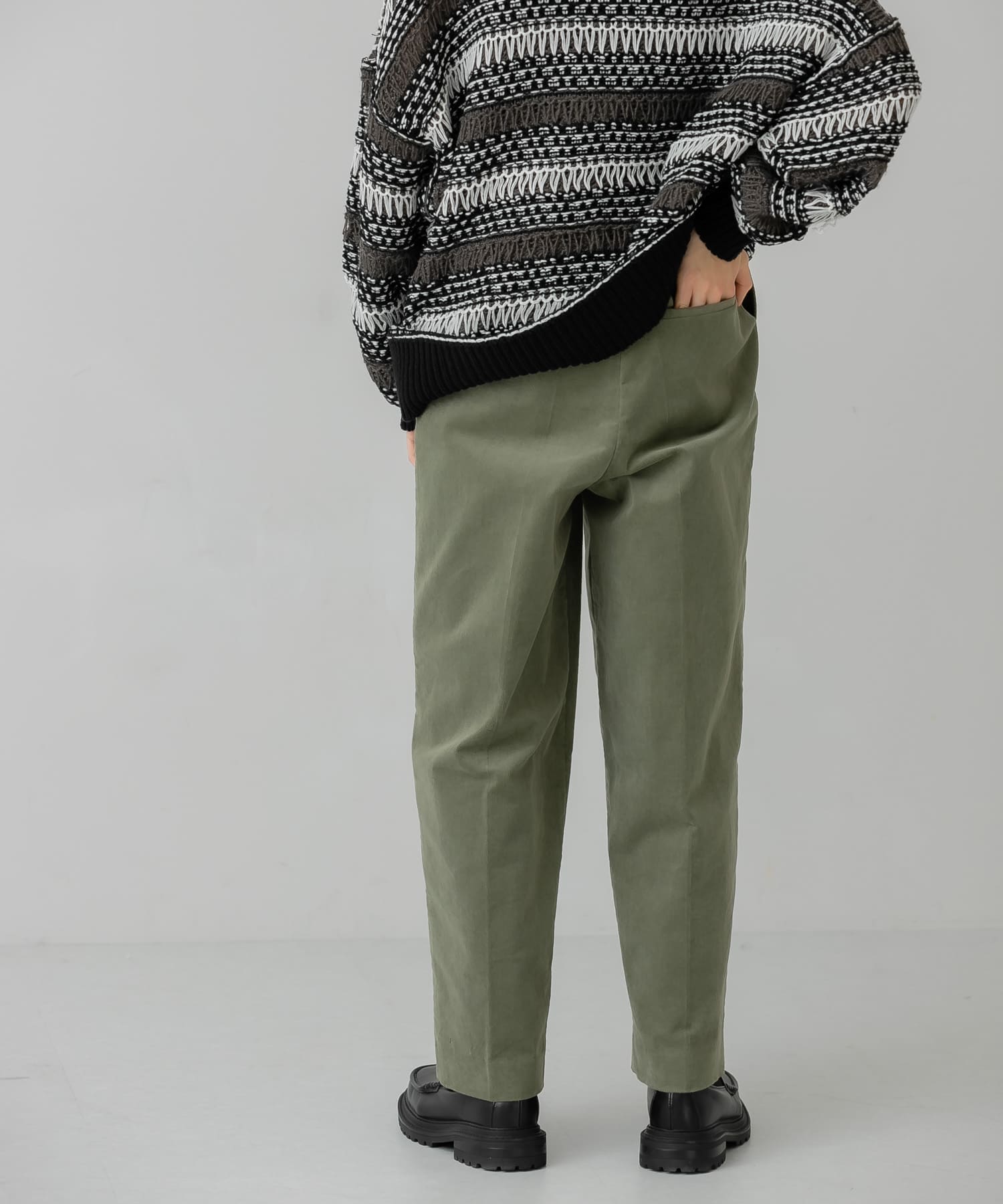 KHAKI