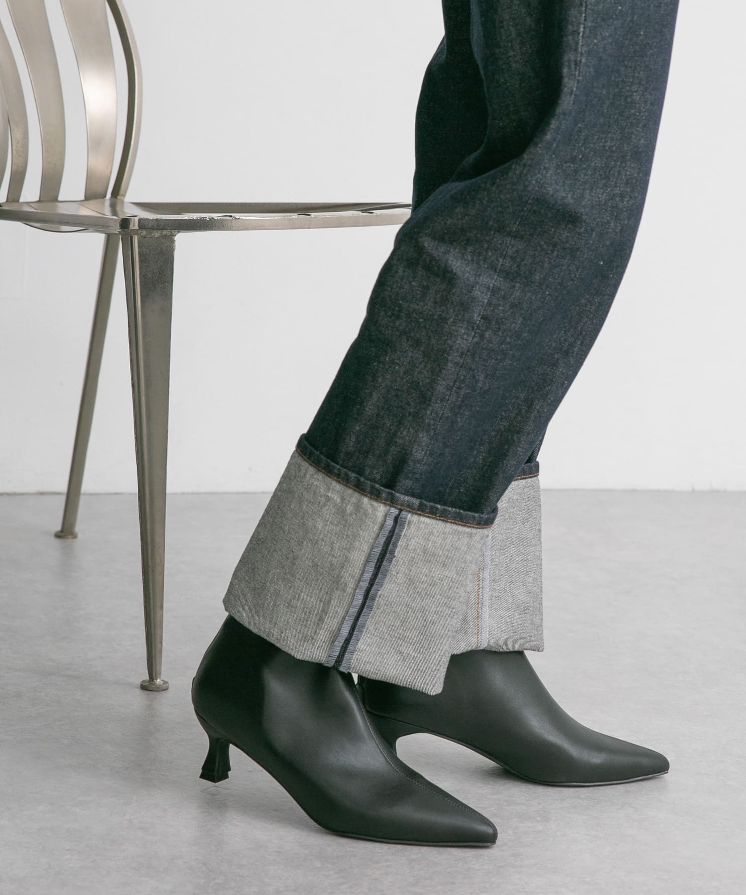 ポインテッドトゥストレッチブーティー BLACK 36