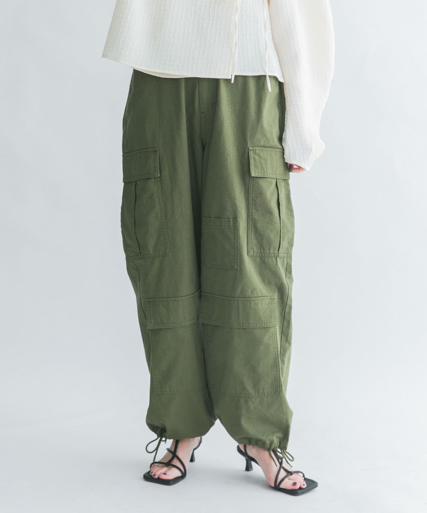 KHAKI