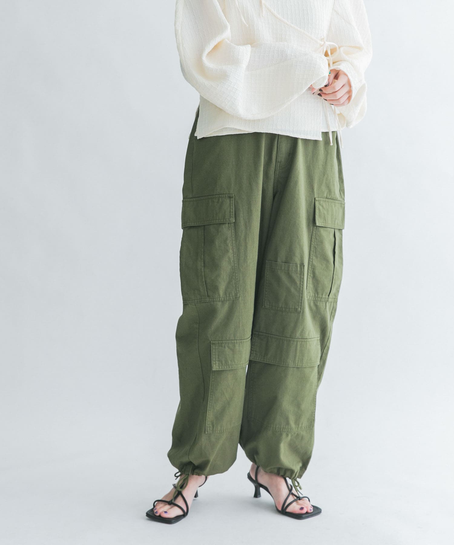 KHAKI