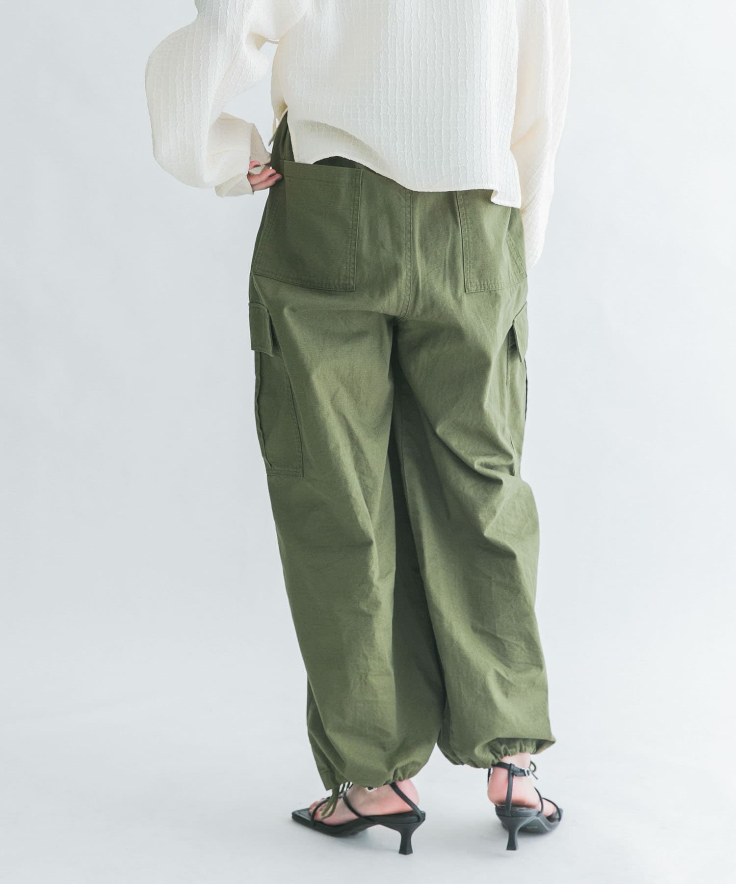 身長：157cm サイズ：one