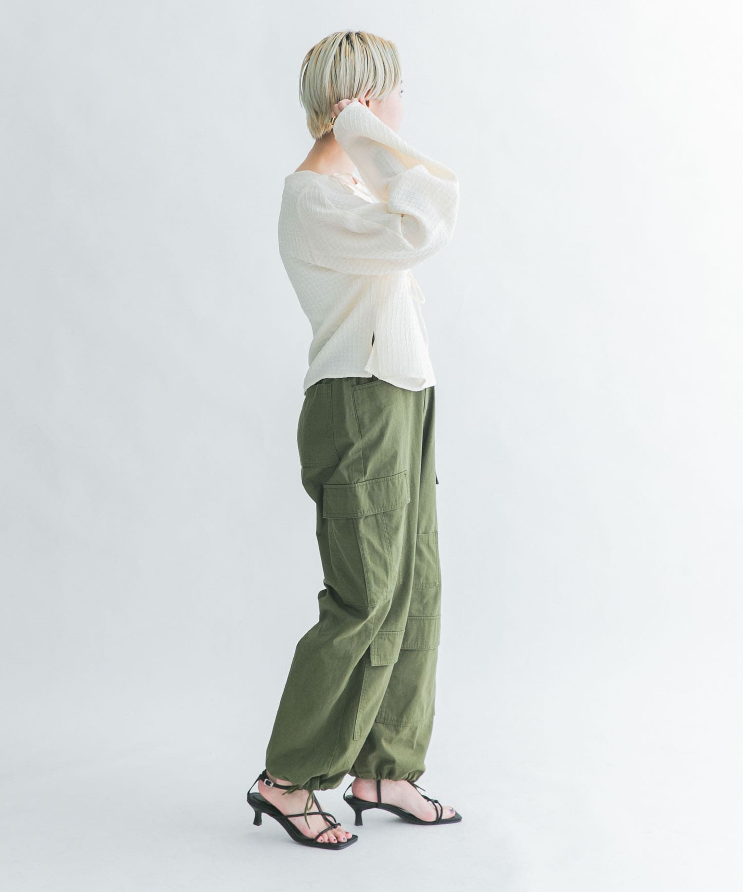 KHAKI