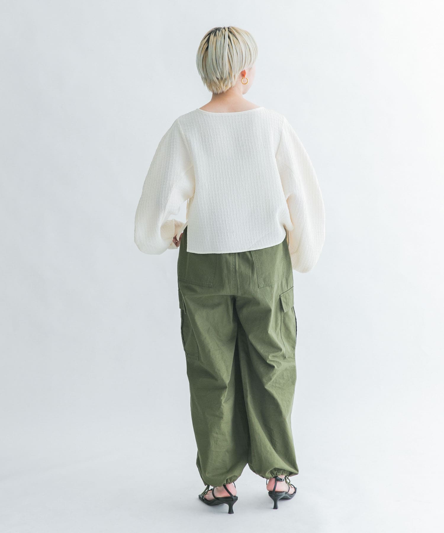 身長：157cm サイズ：one