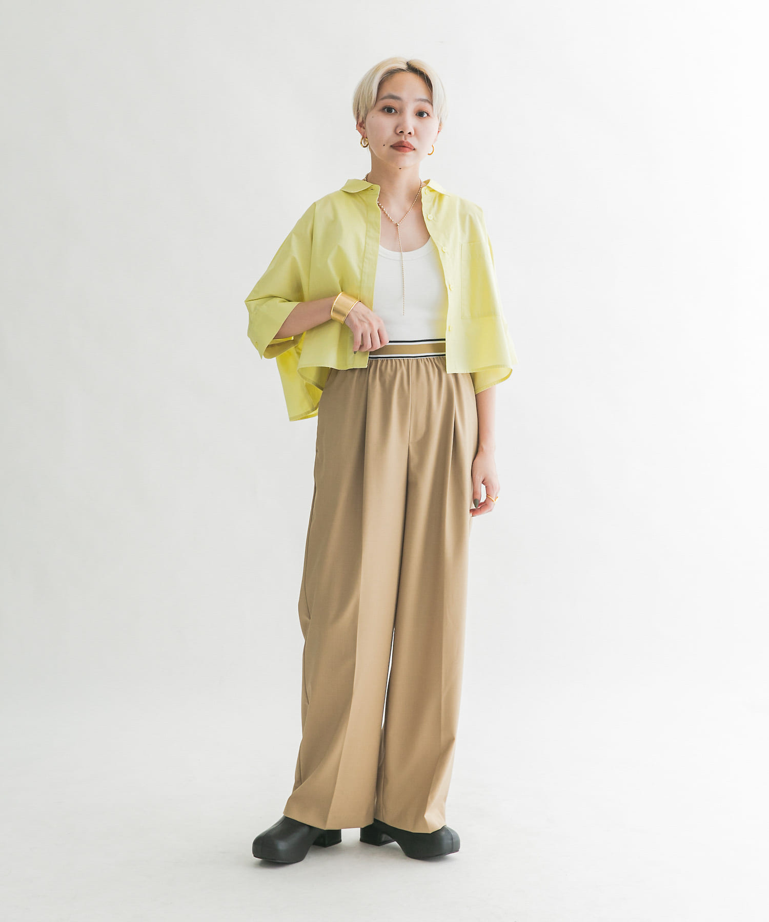 身長：157cm サイズ：one