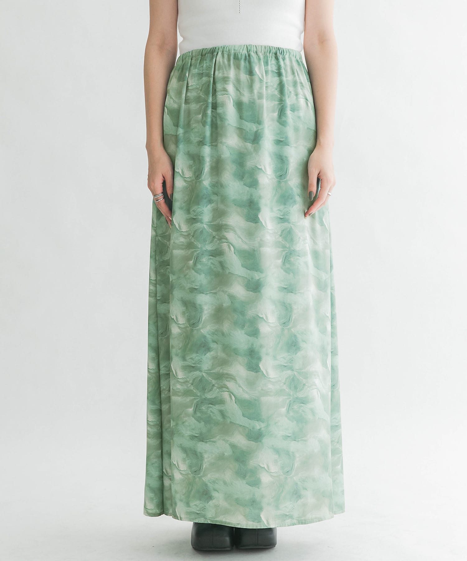 身長：157cm サイズ：one