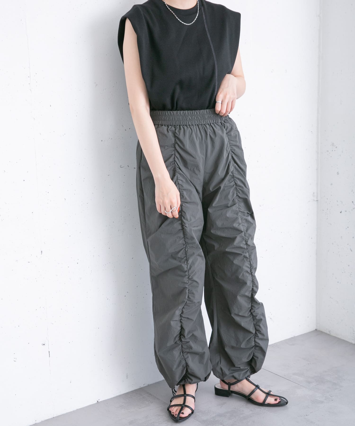 身長：157cm サイズ：one