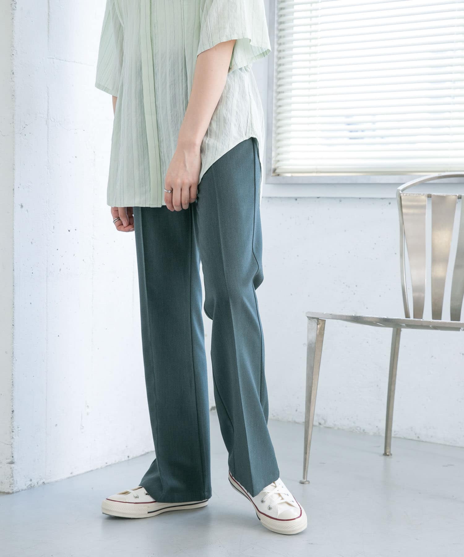 GREEN