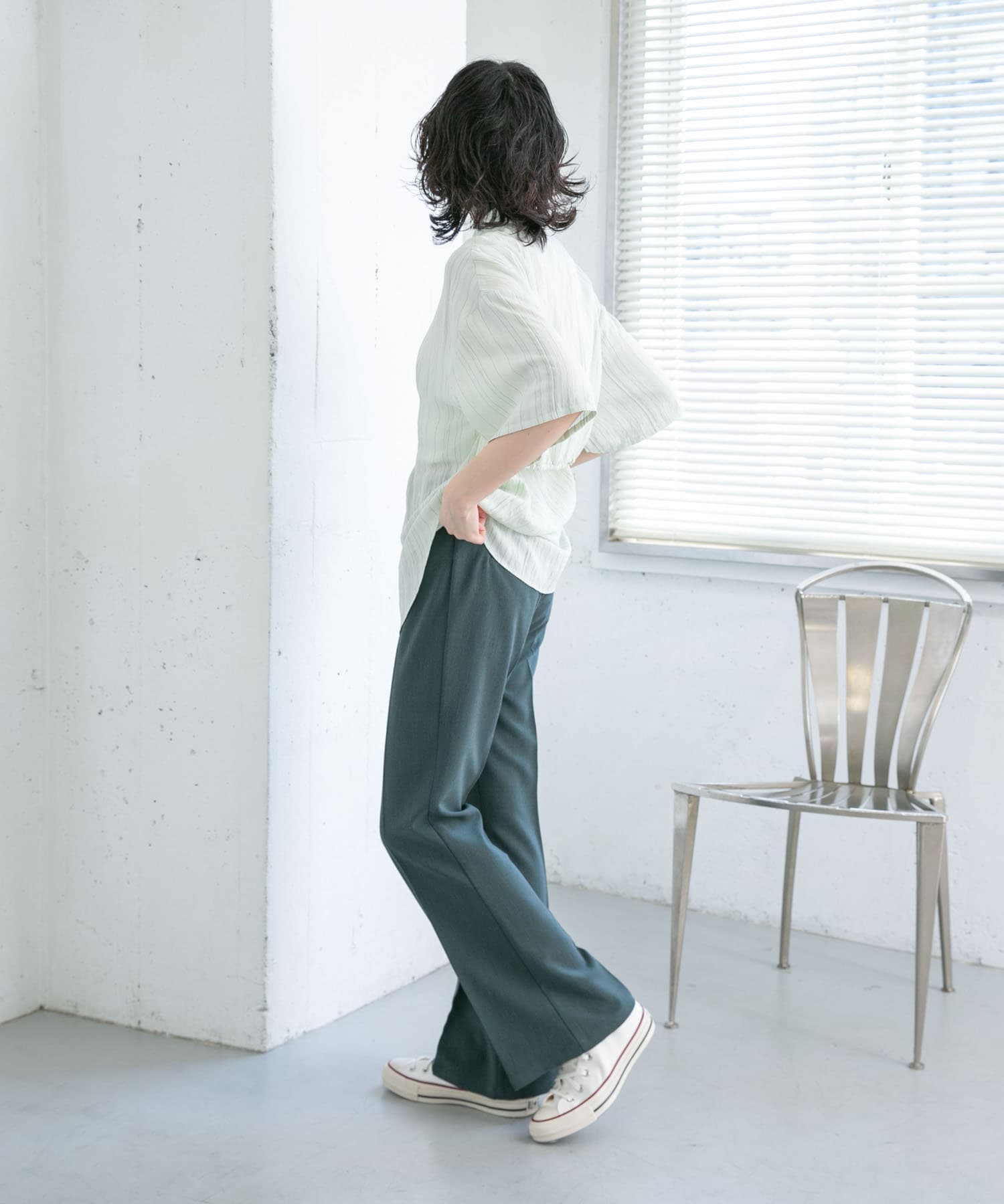 GREEN