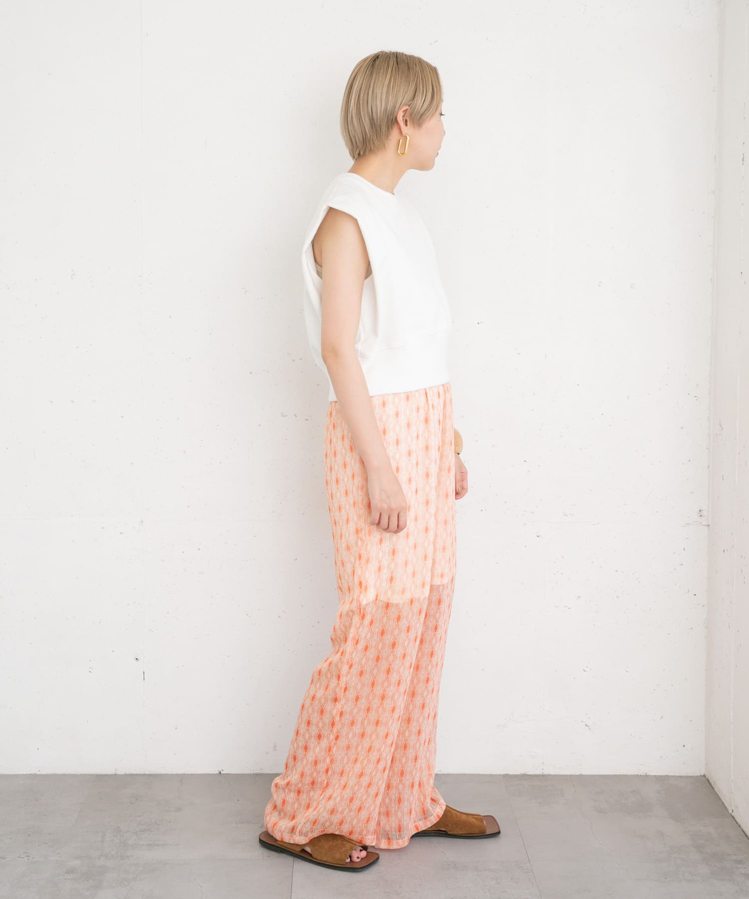 身長：157cm サイズ：one