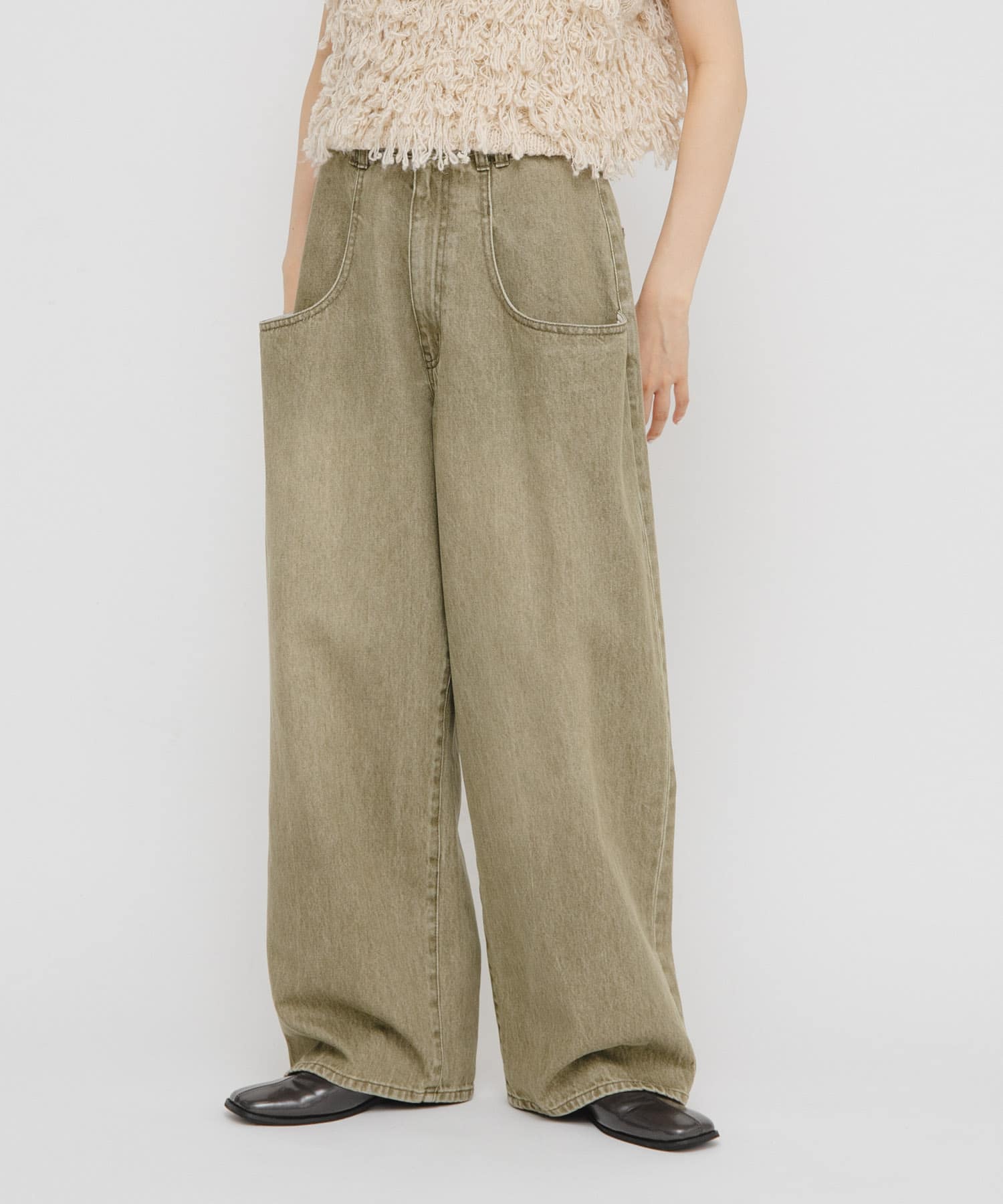 KHAKI