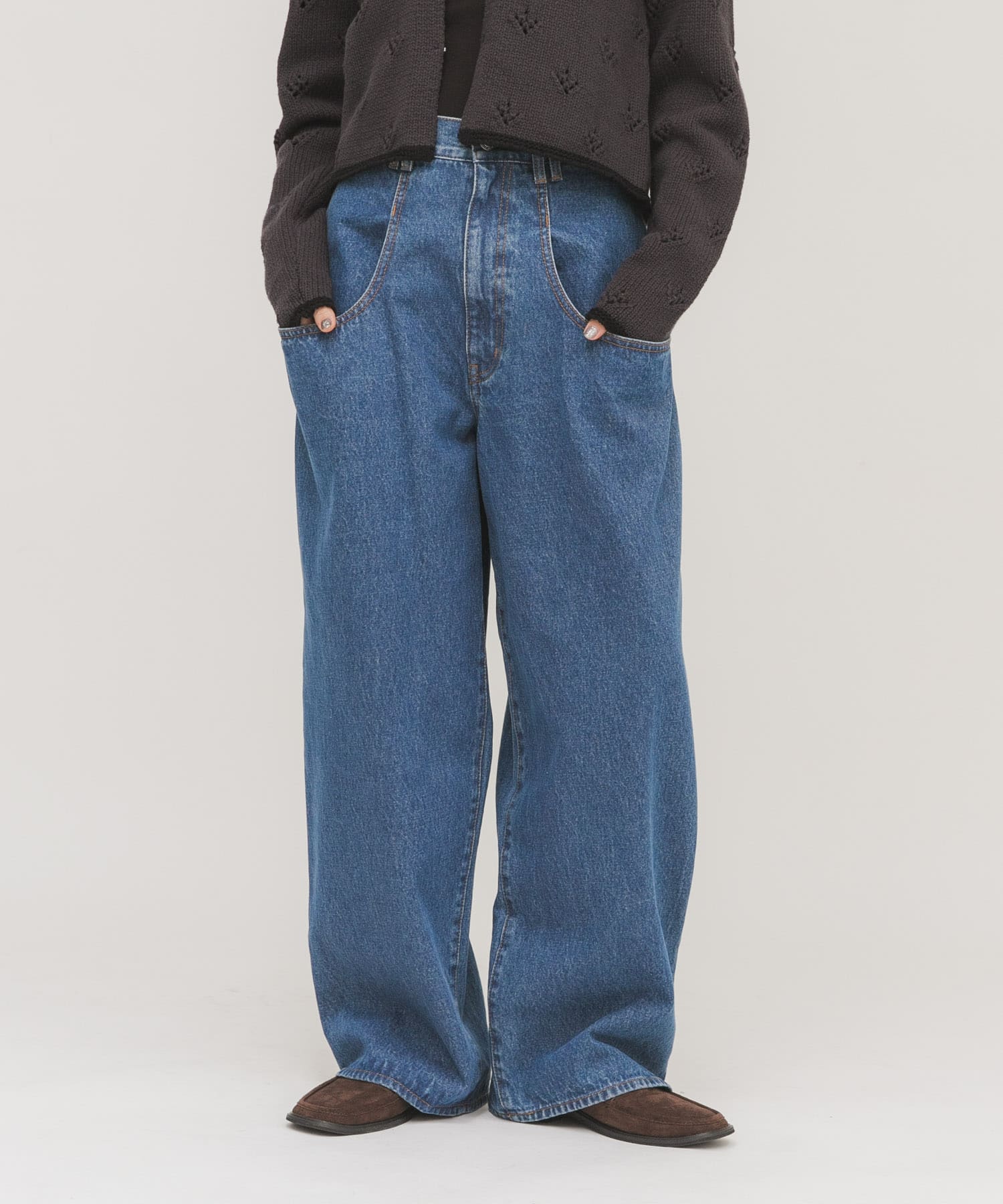 身長 : 160cm サイズ : 36