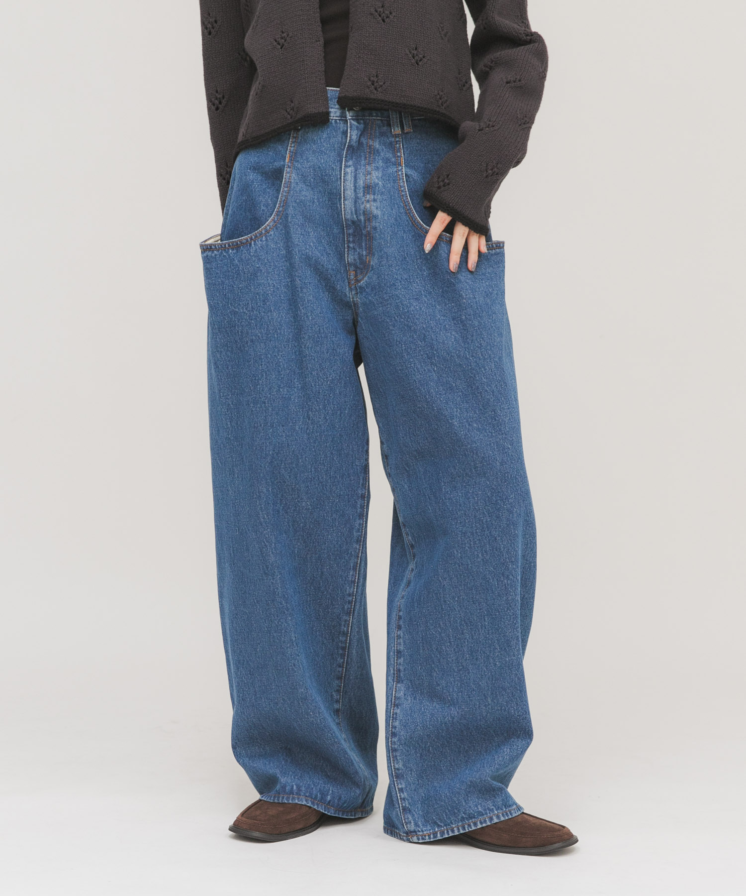 身長 : 160cm サイズ : 36