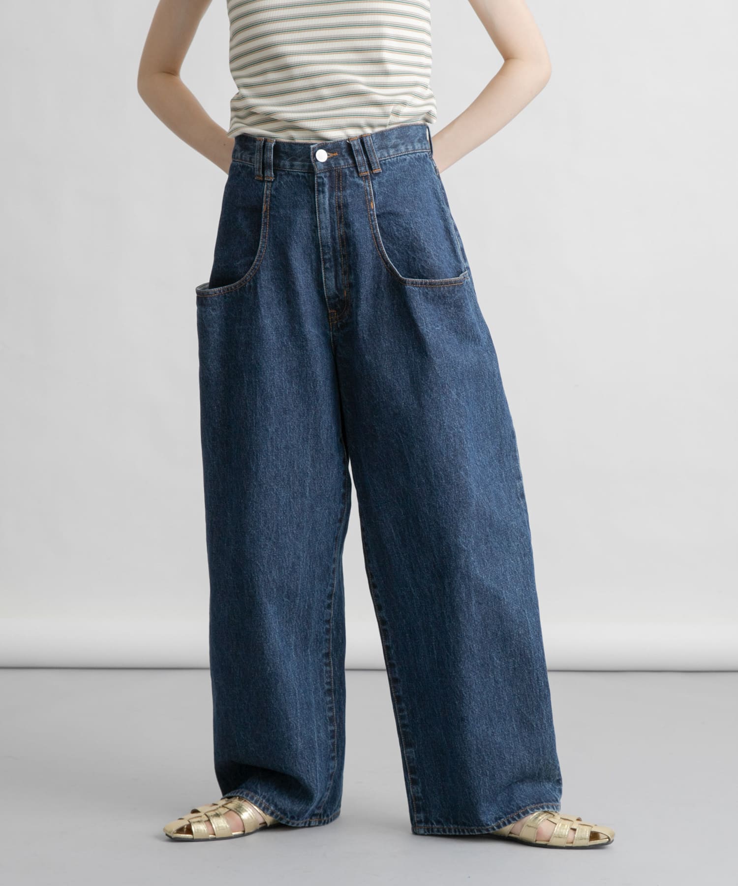 身長：160cm サイズ：36