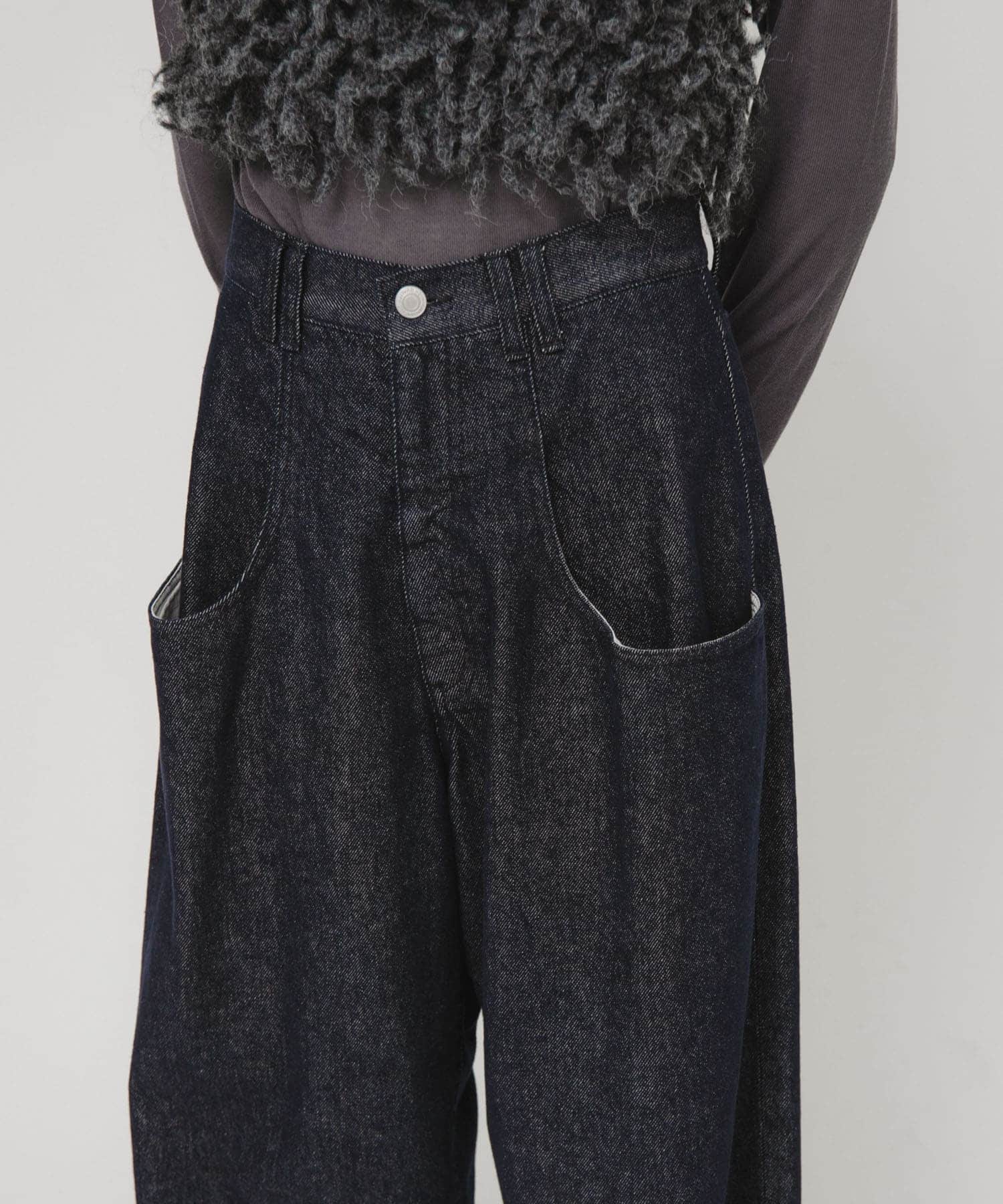 身長：160cm サイズ：36