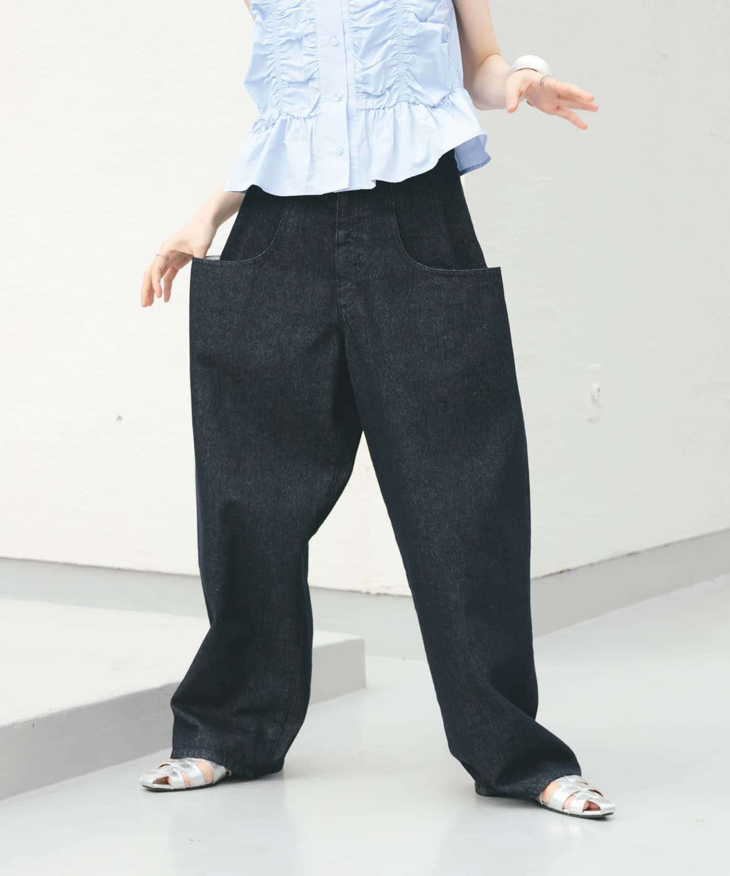 身長：160cm サイズ：36