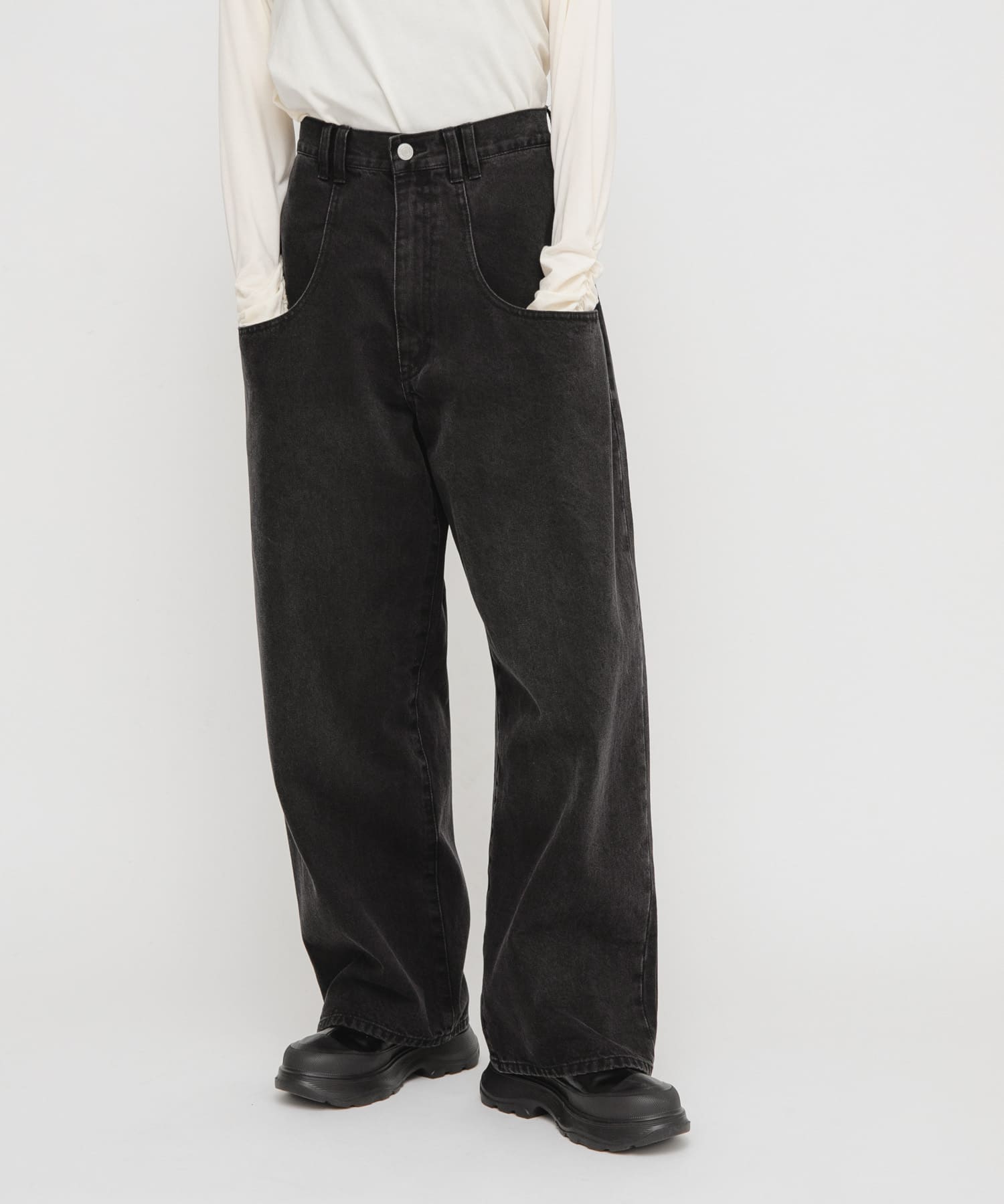 身長：160cm サイズ：36