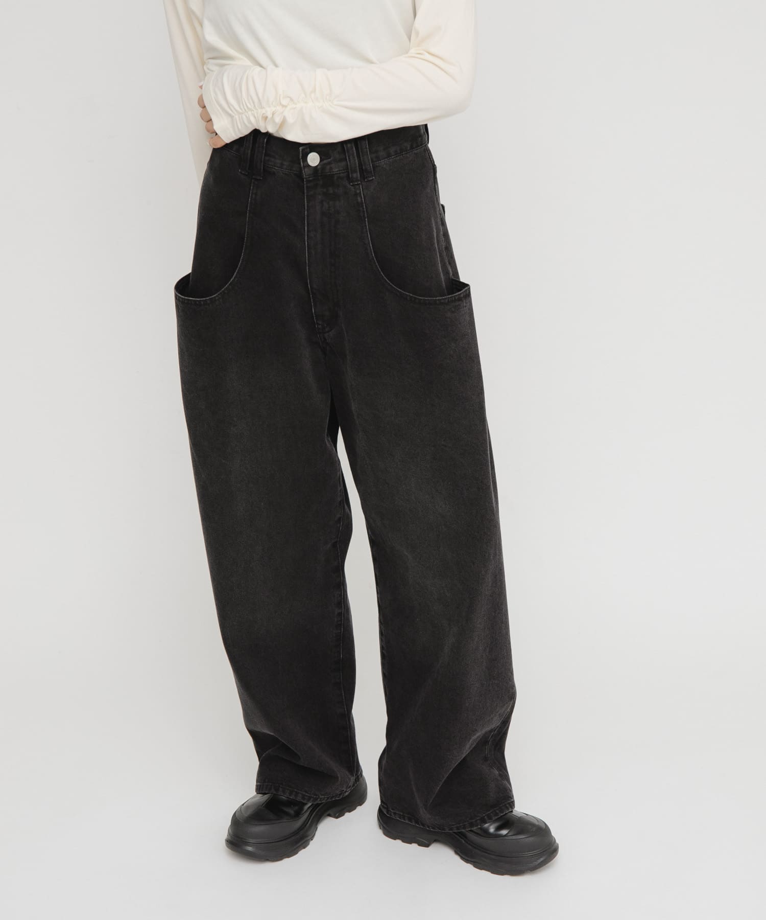 身長：160cm サイズ：36