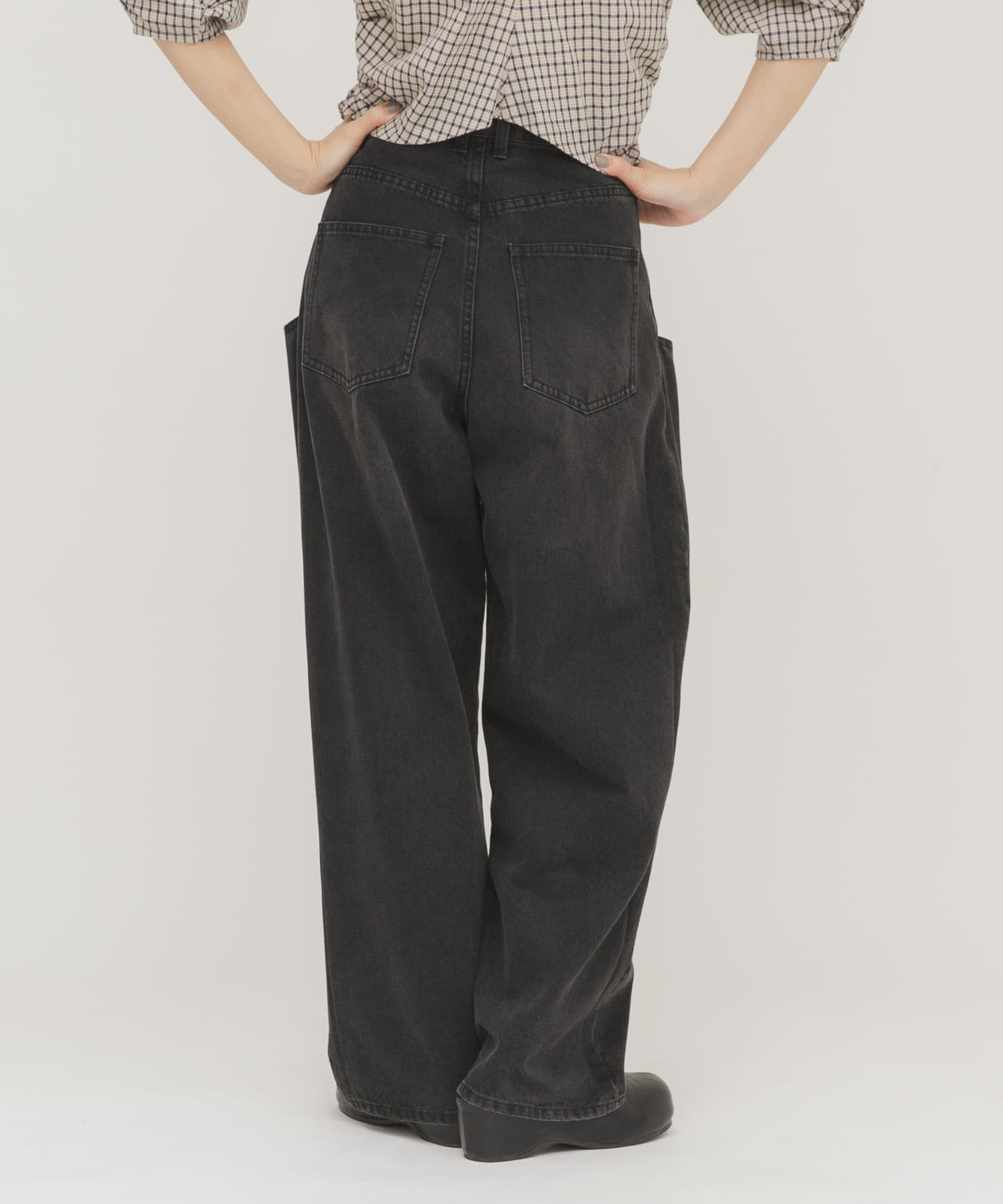 身長：163cm サイズ：36