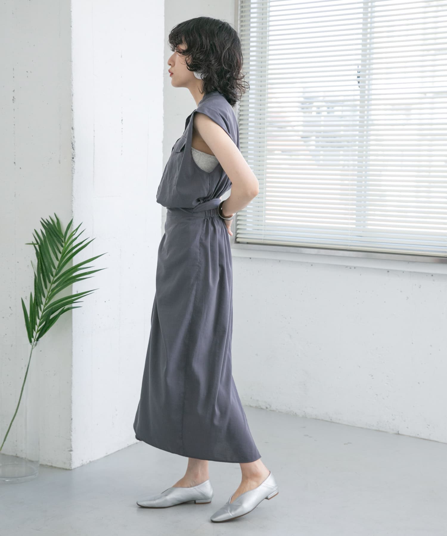 STEEL GRAY
