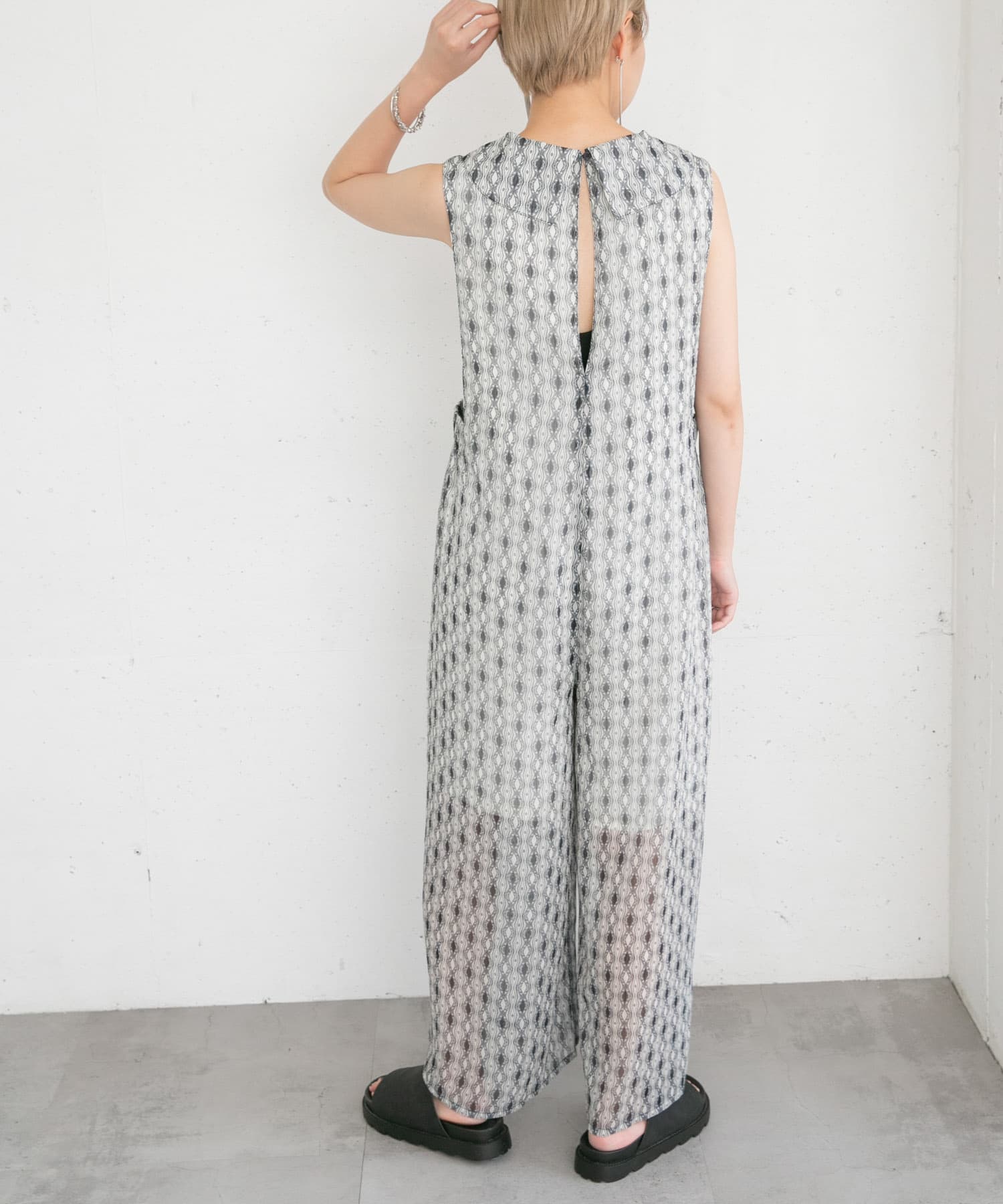 身長：157cm サイズ：one