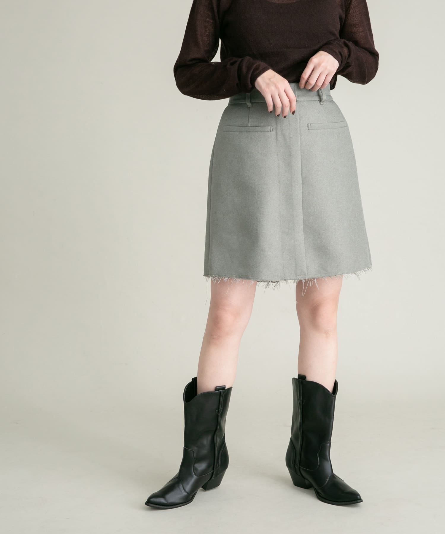 KHAKI