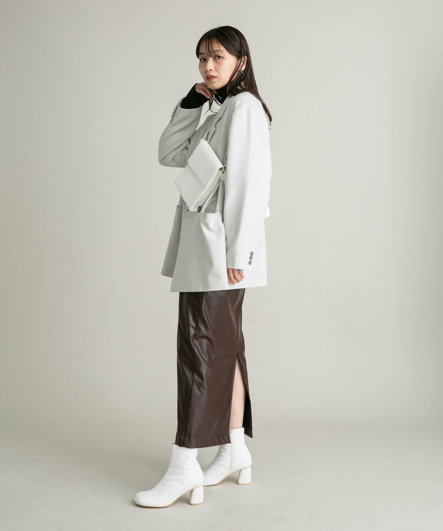 身長：165cm サイズ：38