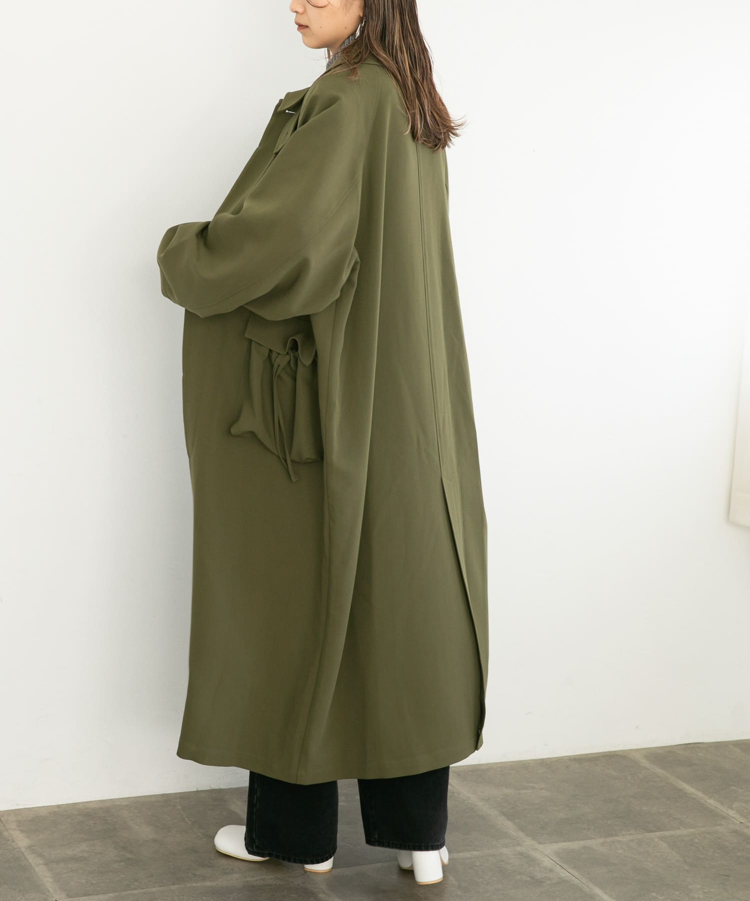 KHAKI