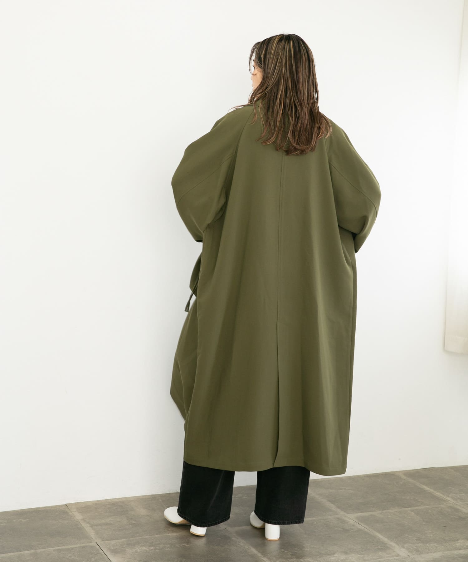 KHAKI