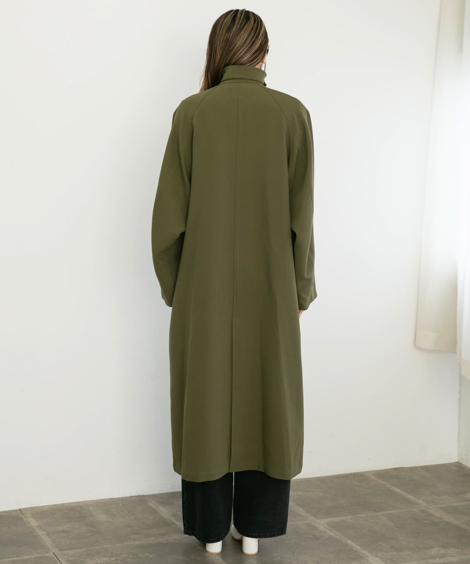KHAKI
