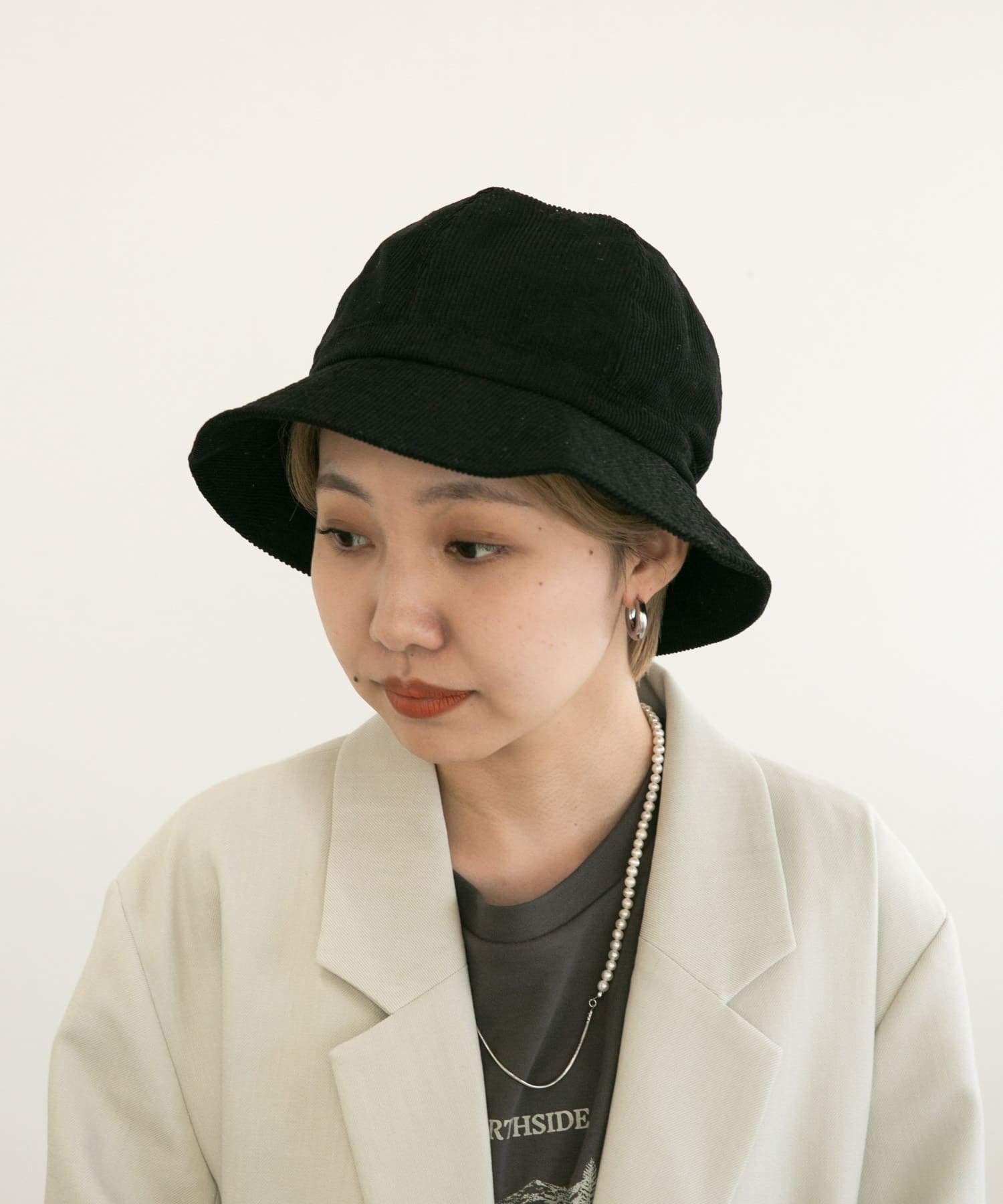 コーデュロイバケットHAT BLACK one