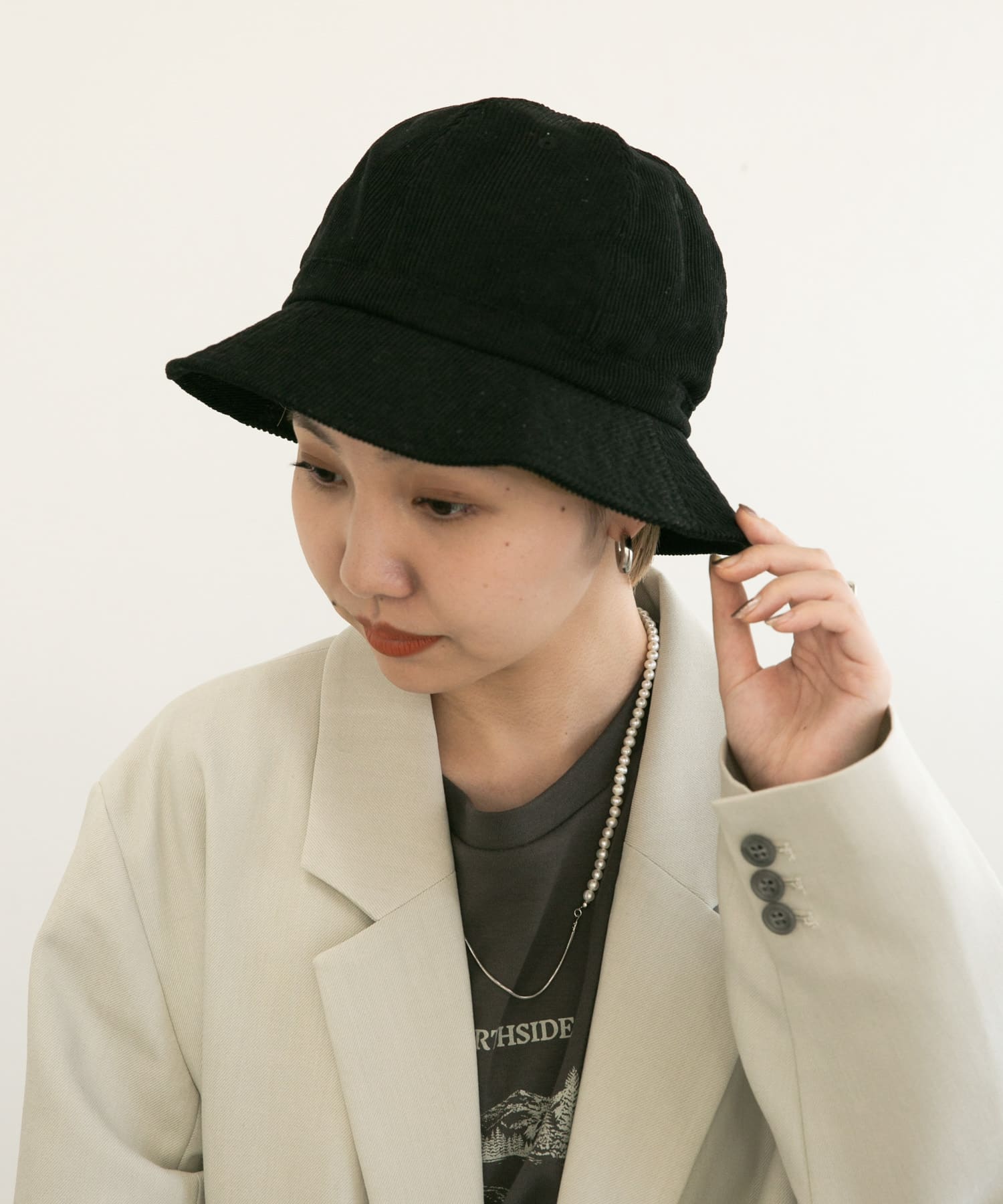 コーデュロイバケットHAT BLACK one