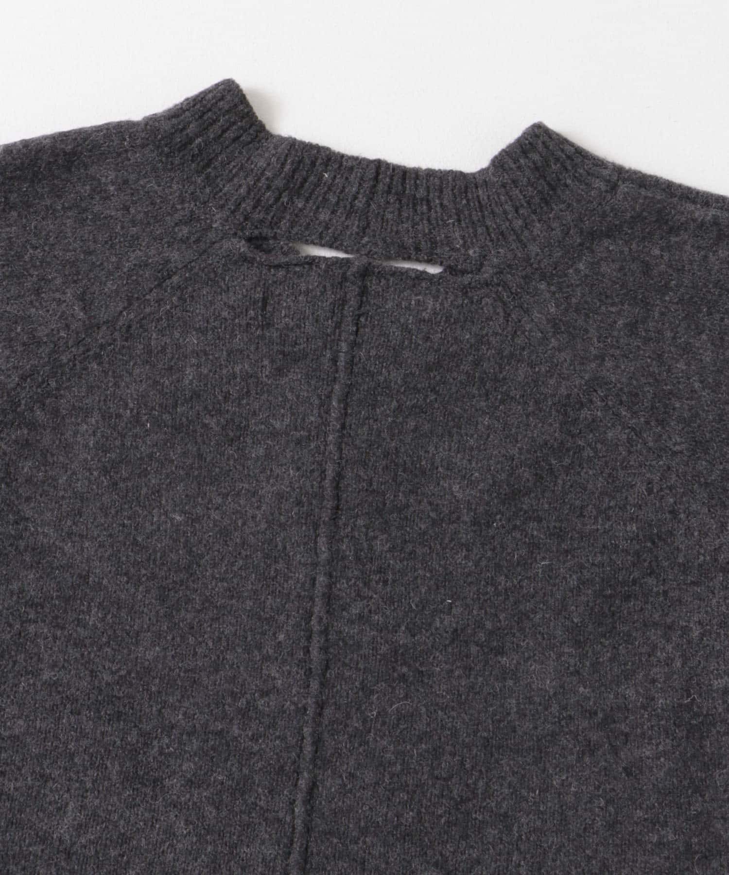 CUTOUTアウトリンキングニット CHARCOAL one