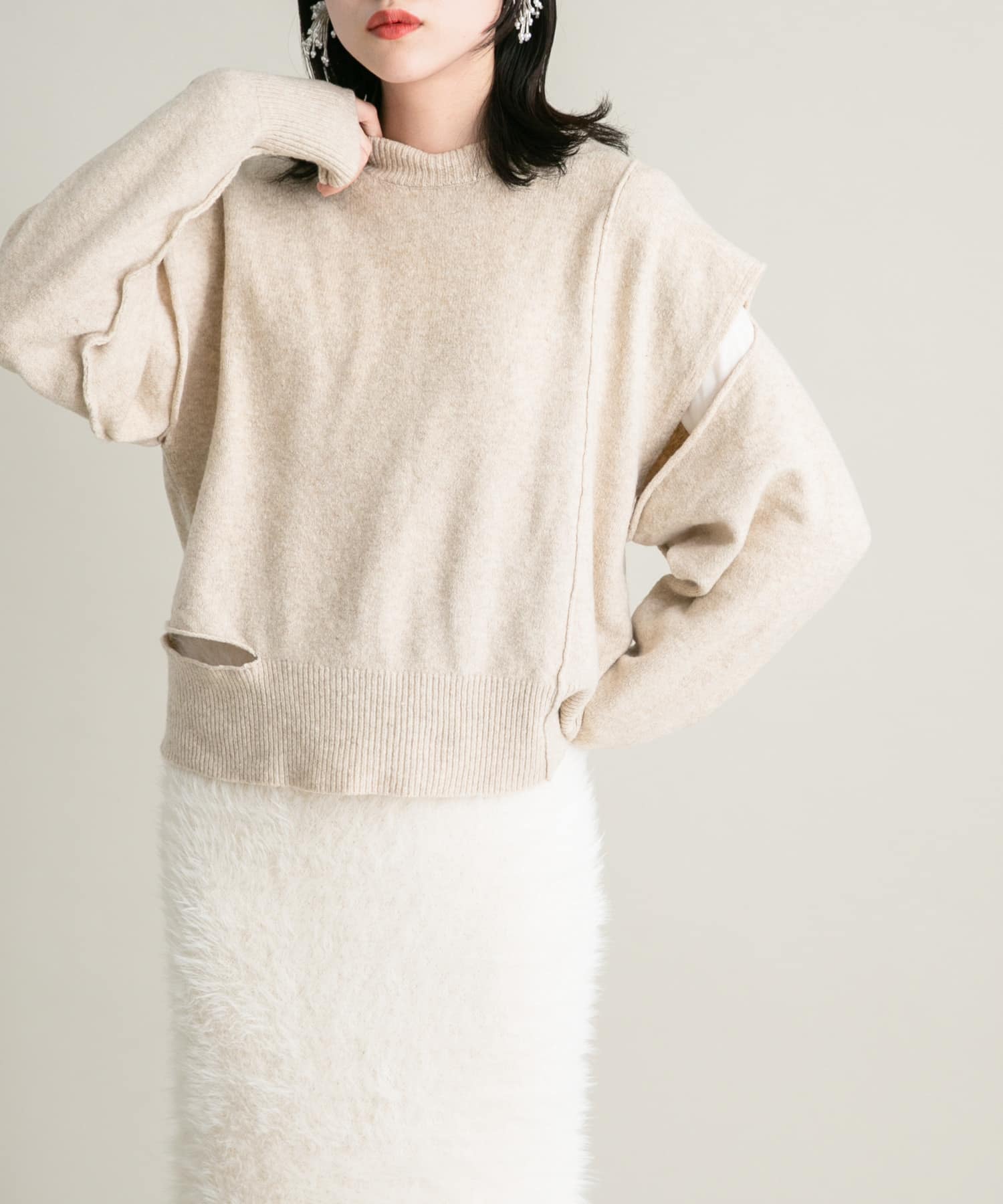 BEIGE