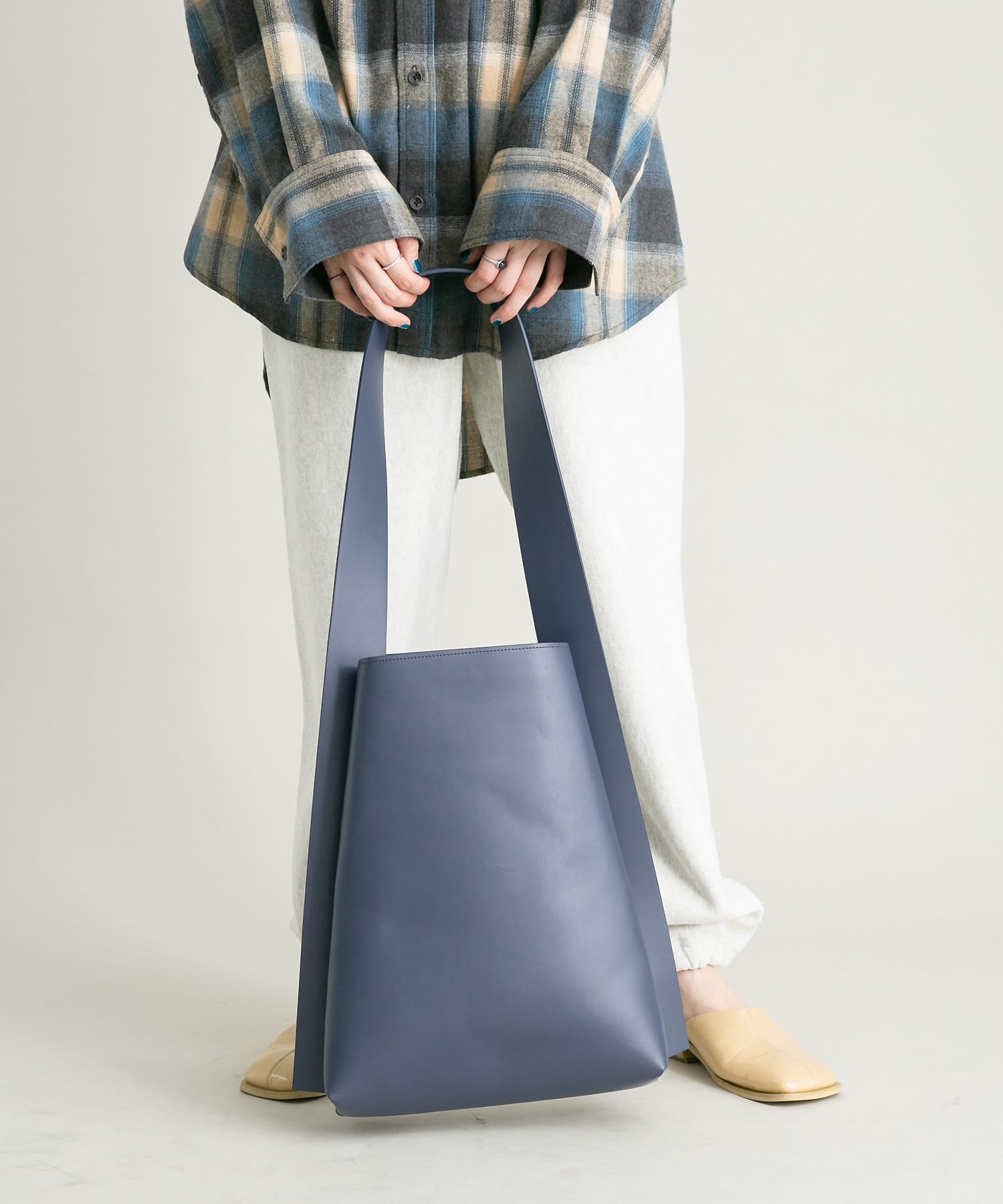 サンドデザインショルダーBAG NAVY one