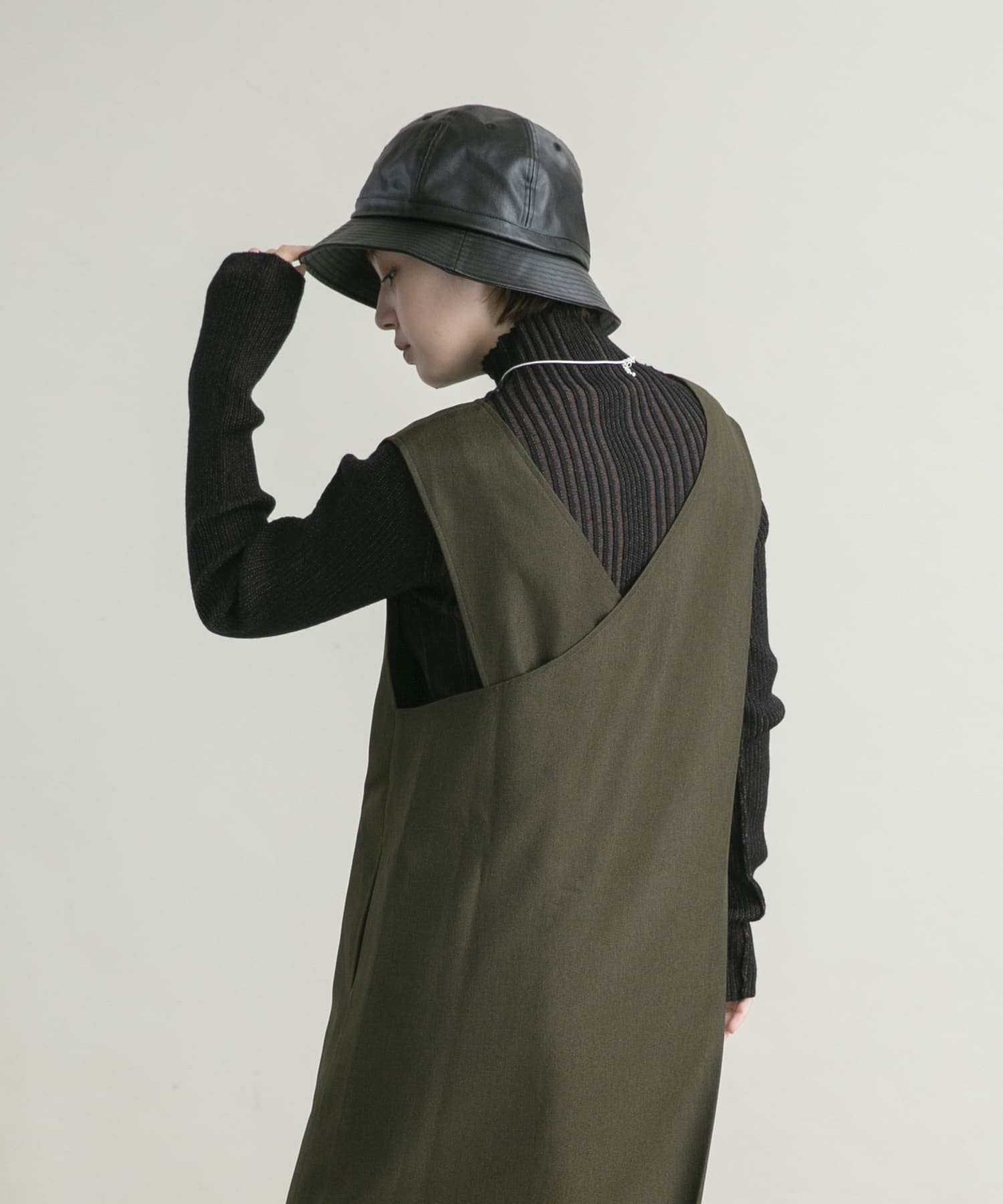 レザーバケットHAT BLACK one