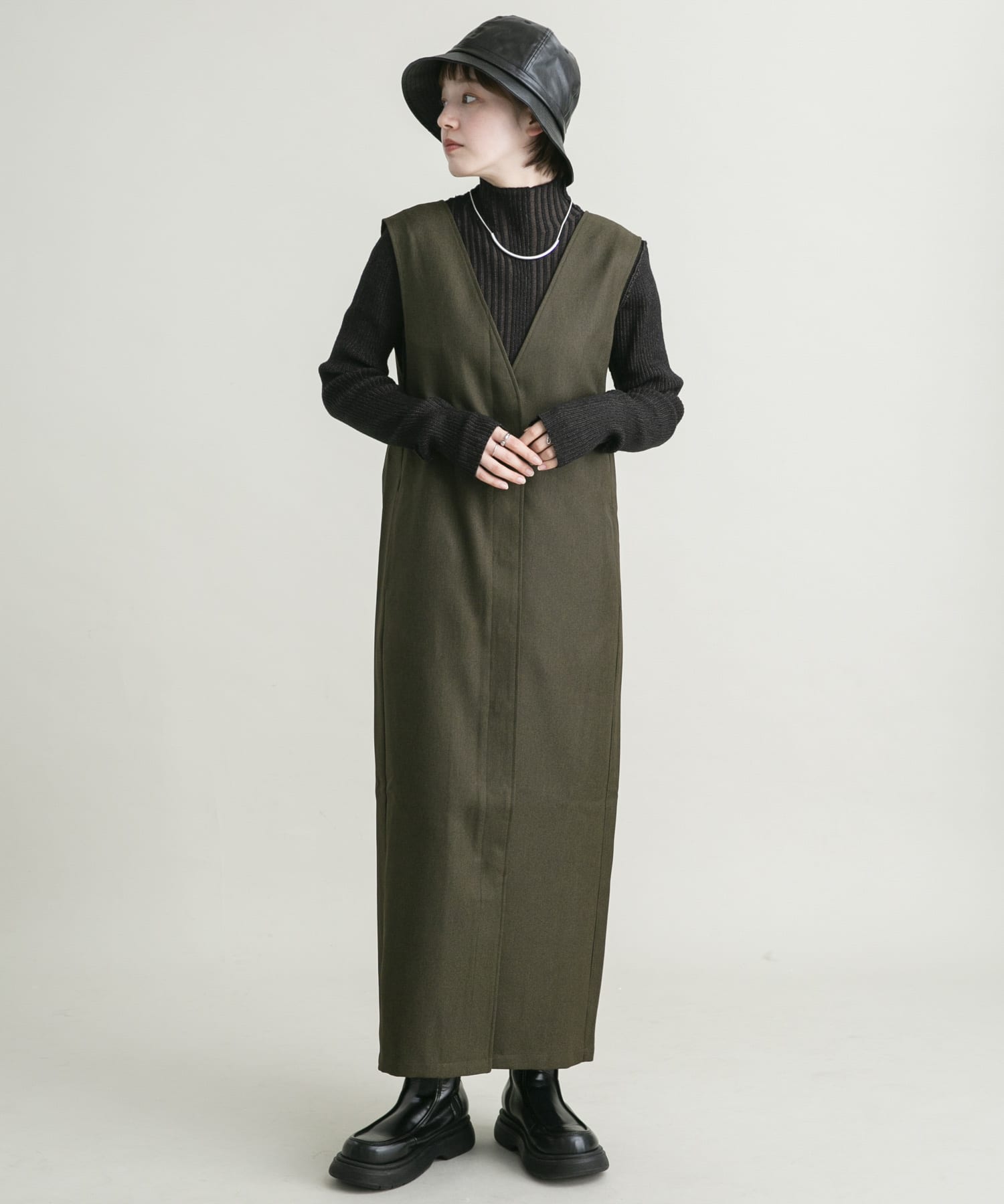 レザーバケットHAT BLACK one