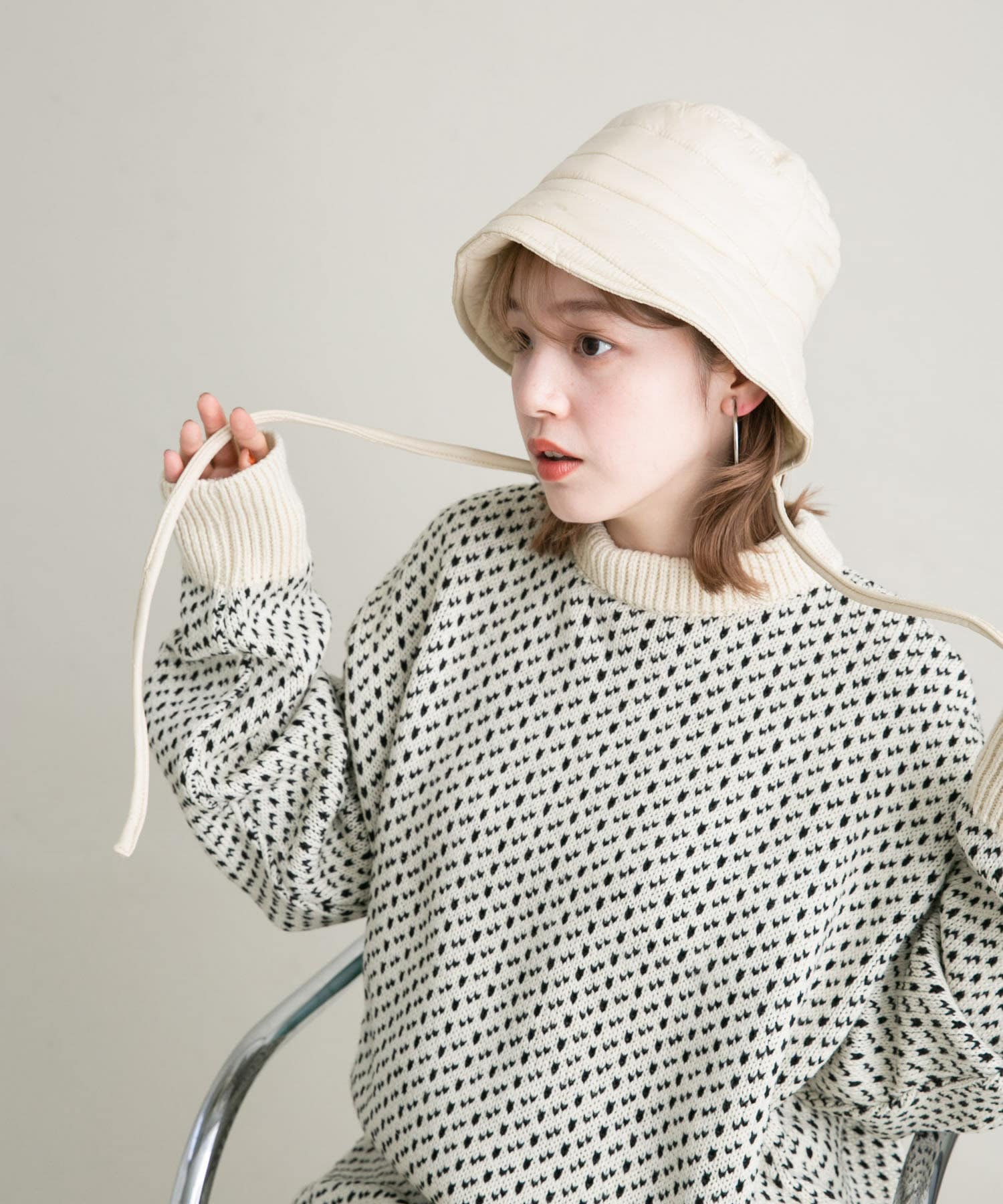 バックドロストバケットHAT IVORY one