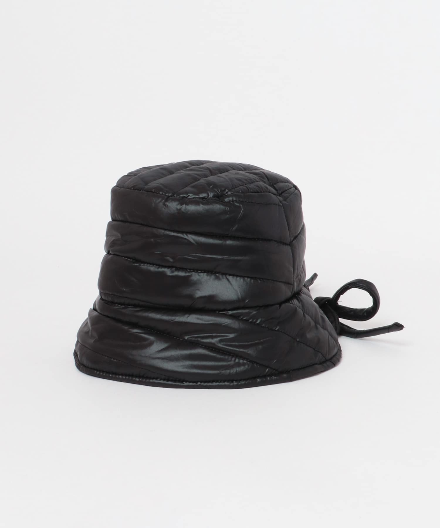 バックドロストバケットHAT BLACK one