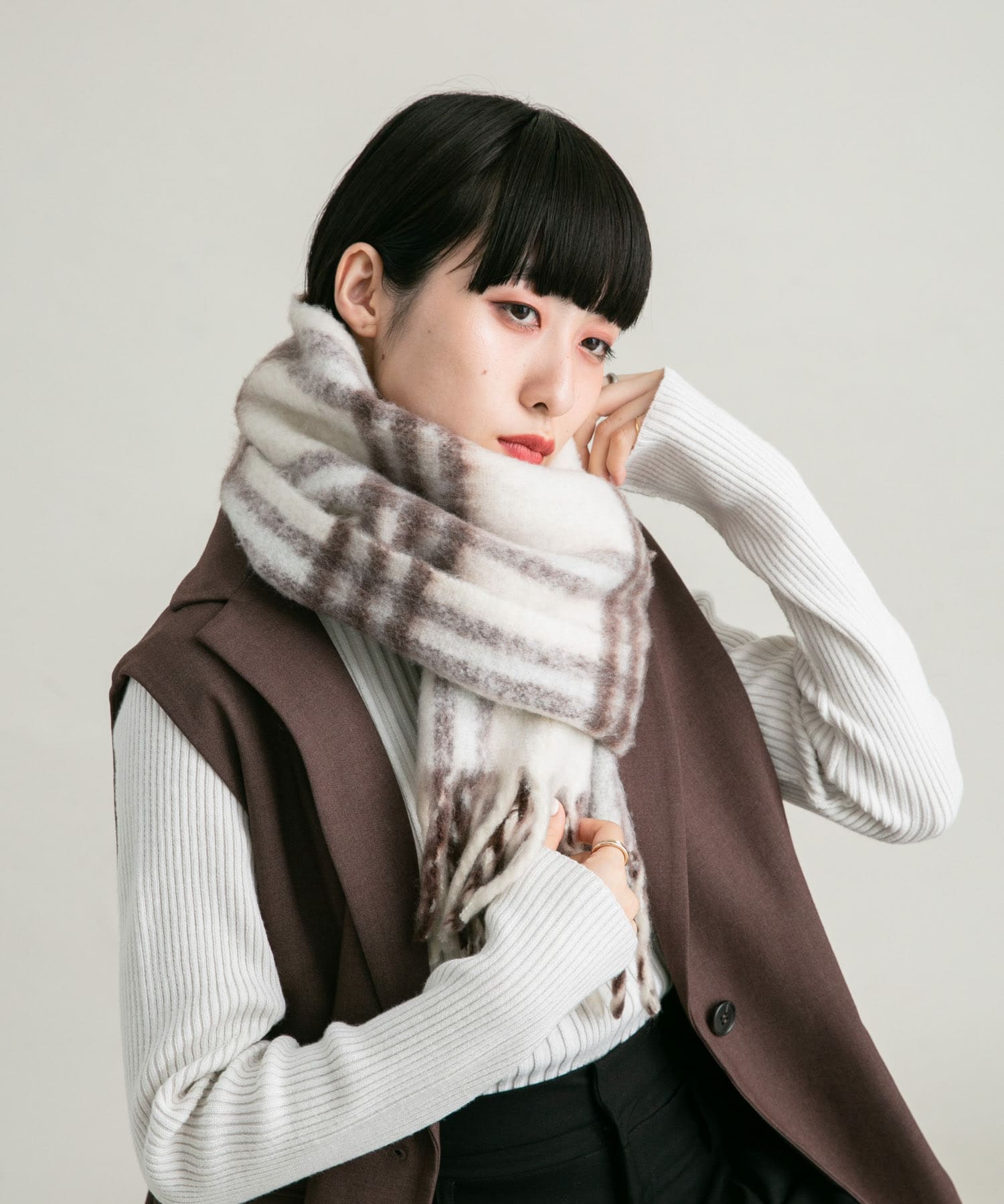 BIGフリンジチェックストール IVORY×BRN one