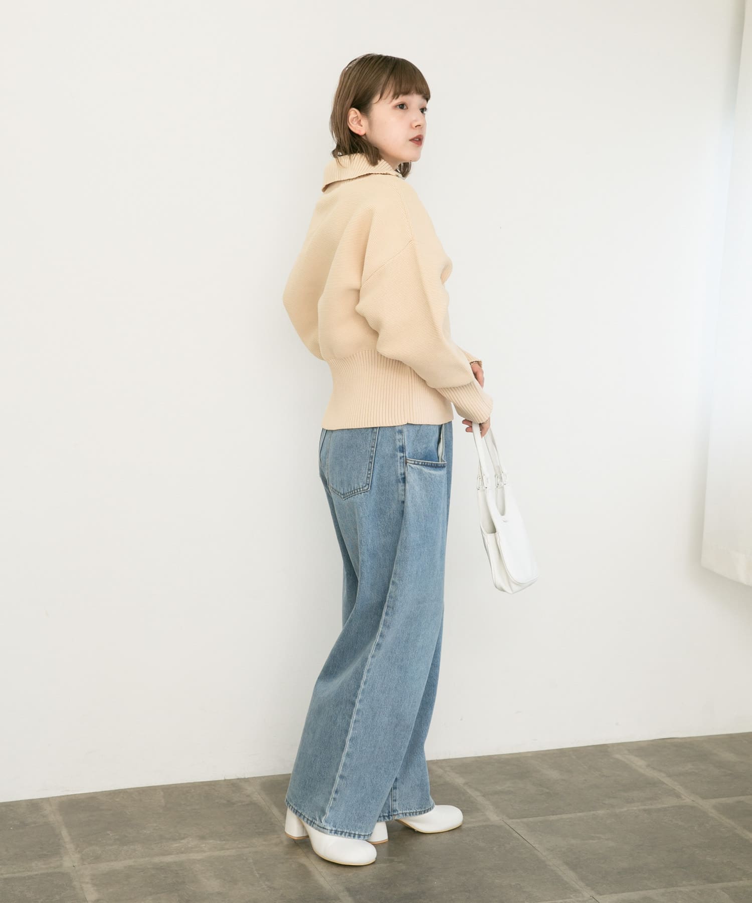 ラウンドトゥショートブーツ WHITE 36