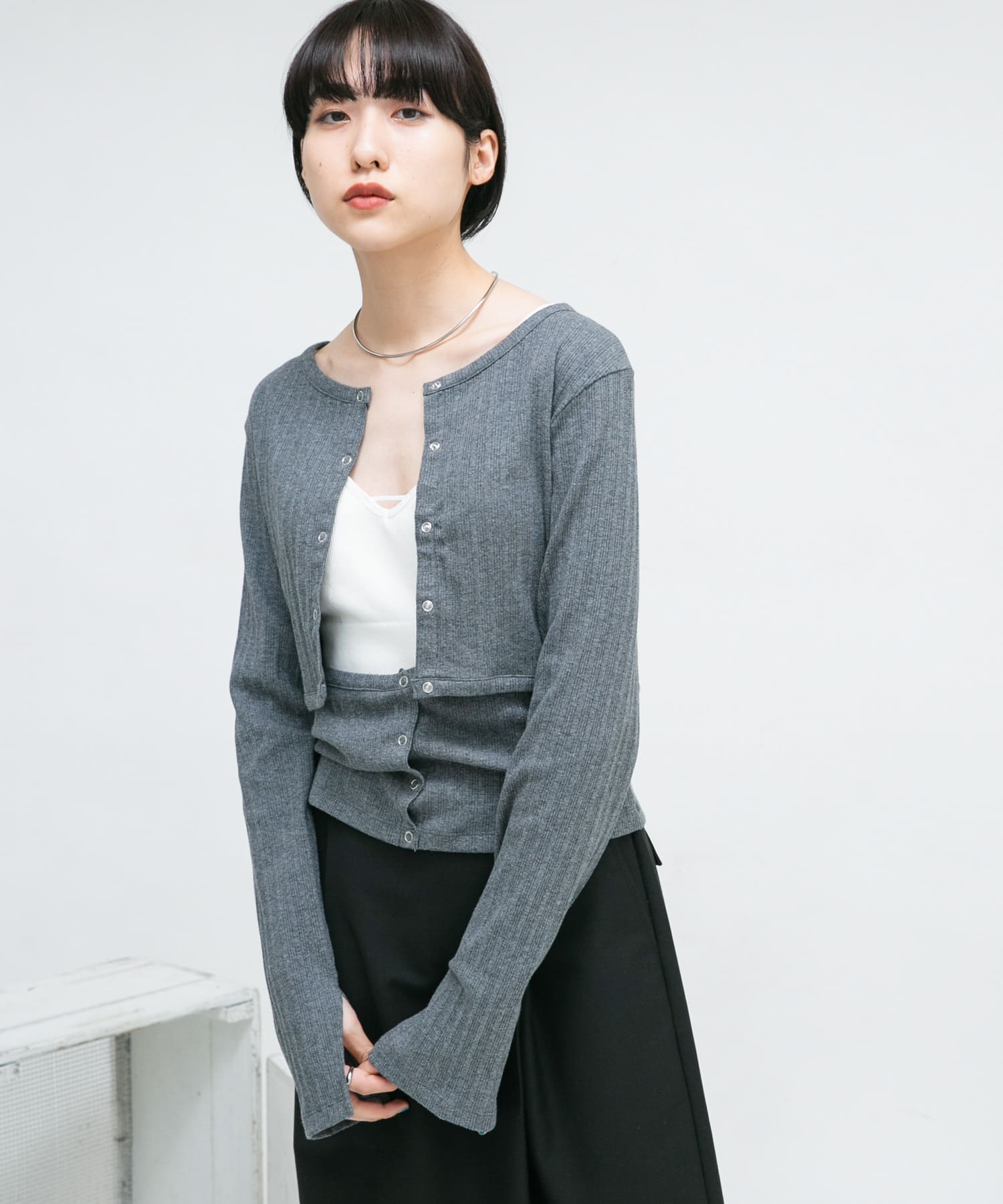 TOP GRAY