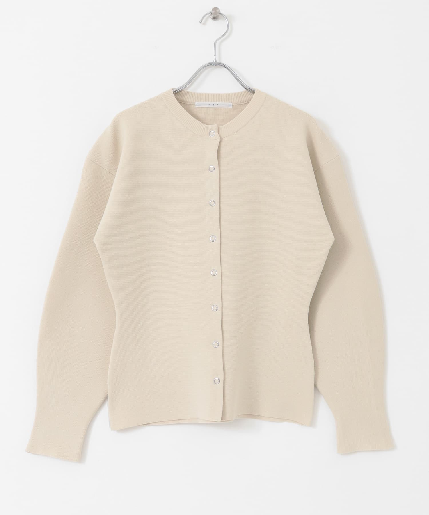 L.BEIGE