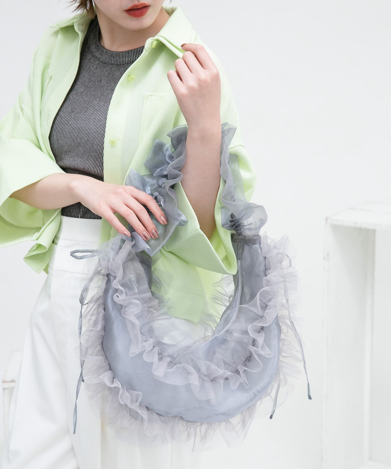 フリルチュールBAG GRAY one